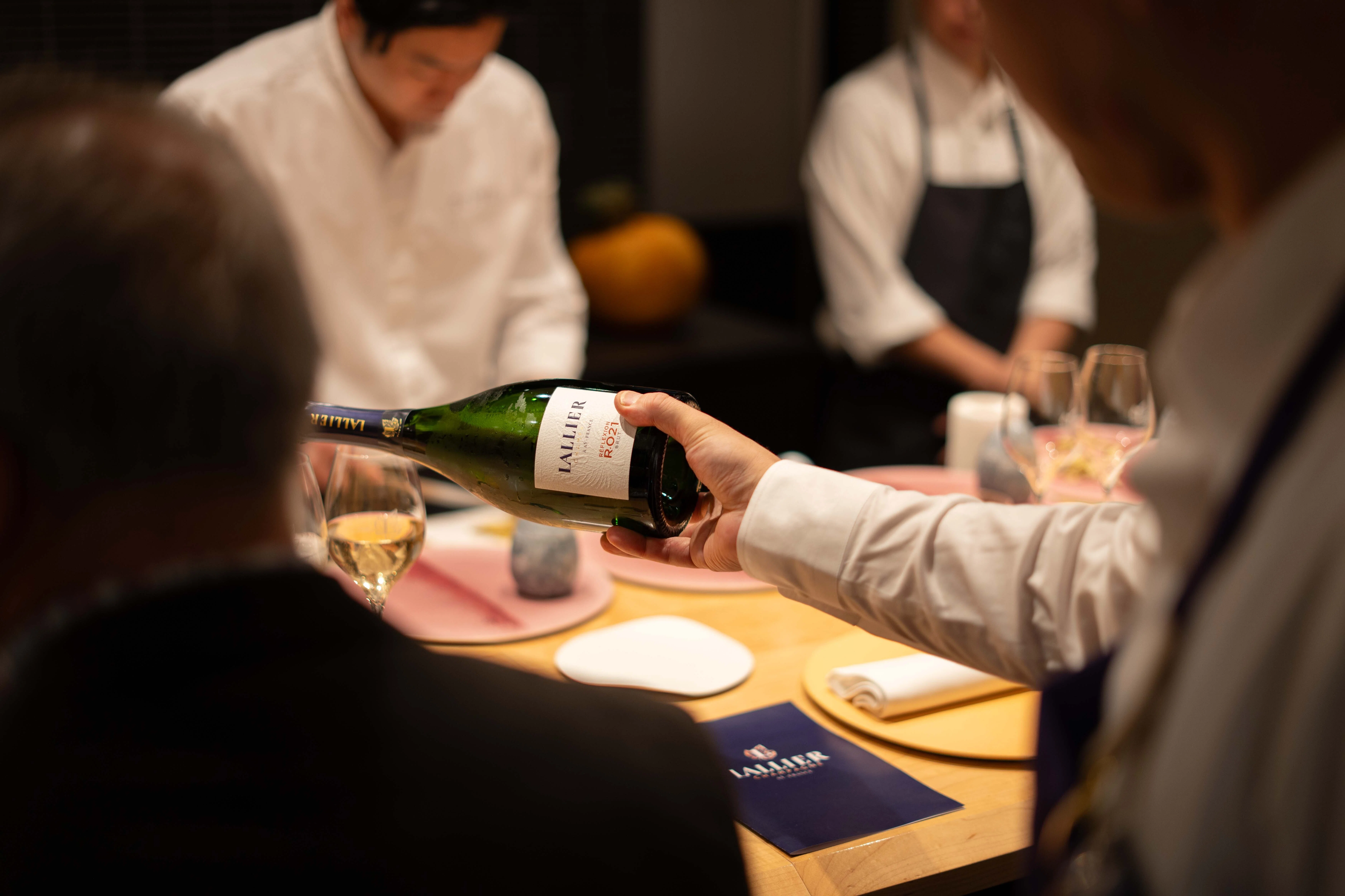 シャンパーニュ・メゾン「ラリエ」× Restaurant TOYO 一夜限りのコラボ