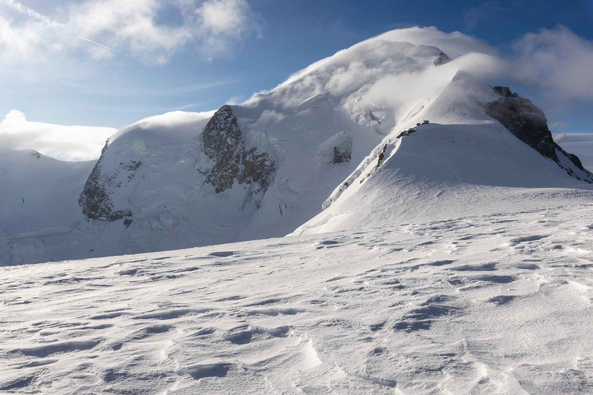 モンブランに個人手配で登ったときのおはなし｜2025年の記録｜jun