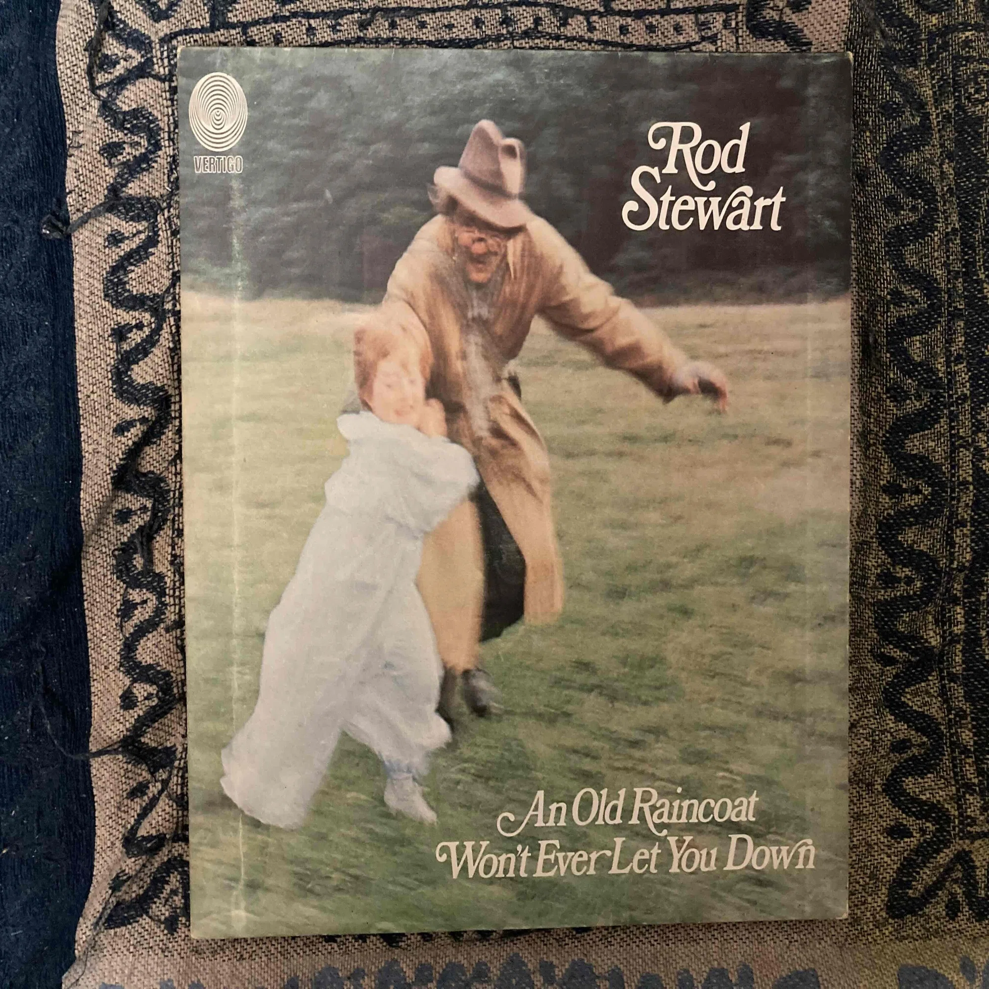 Rod Stewart [An Old Raincoat Won
