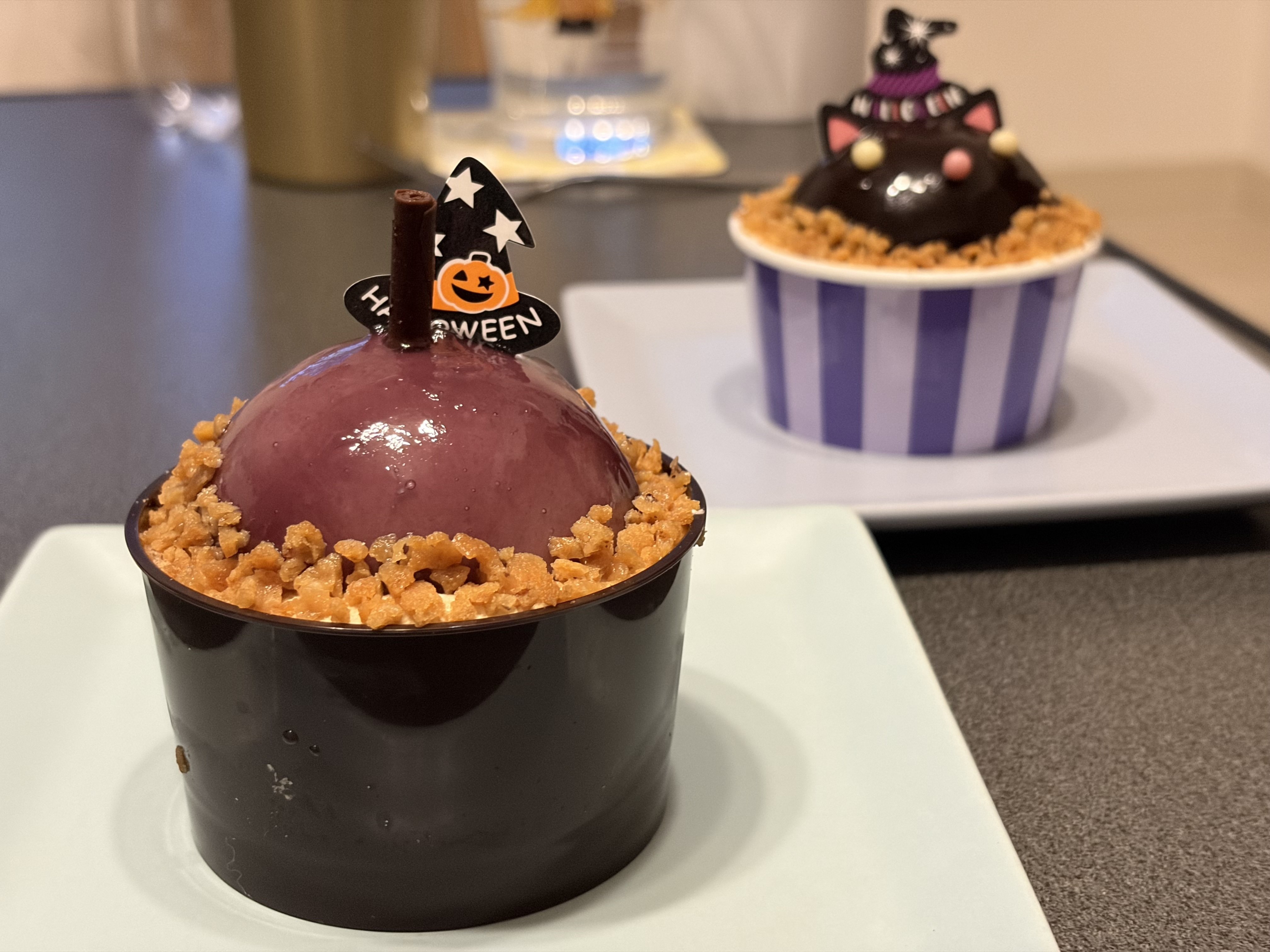 シャトレーゼの黒猫に魅せれて｜おせん