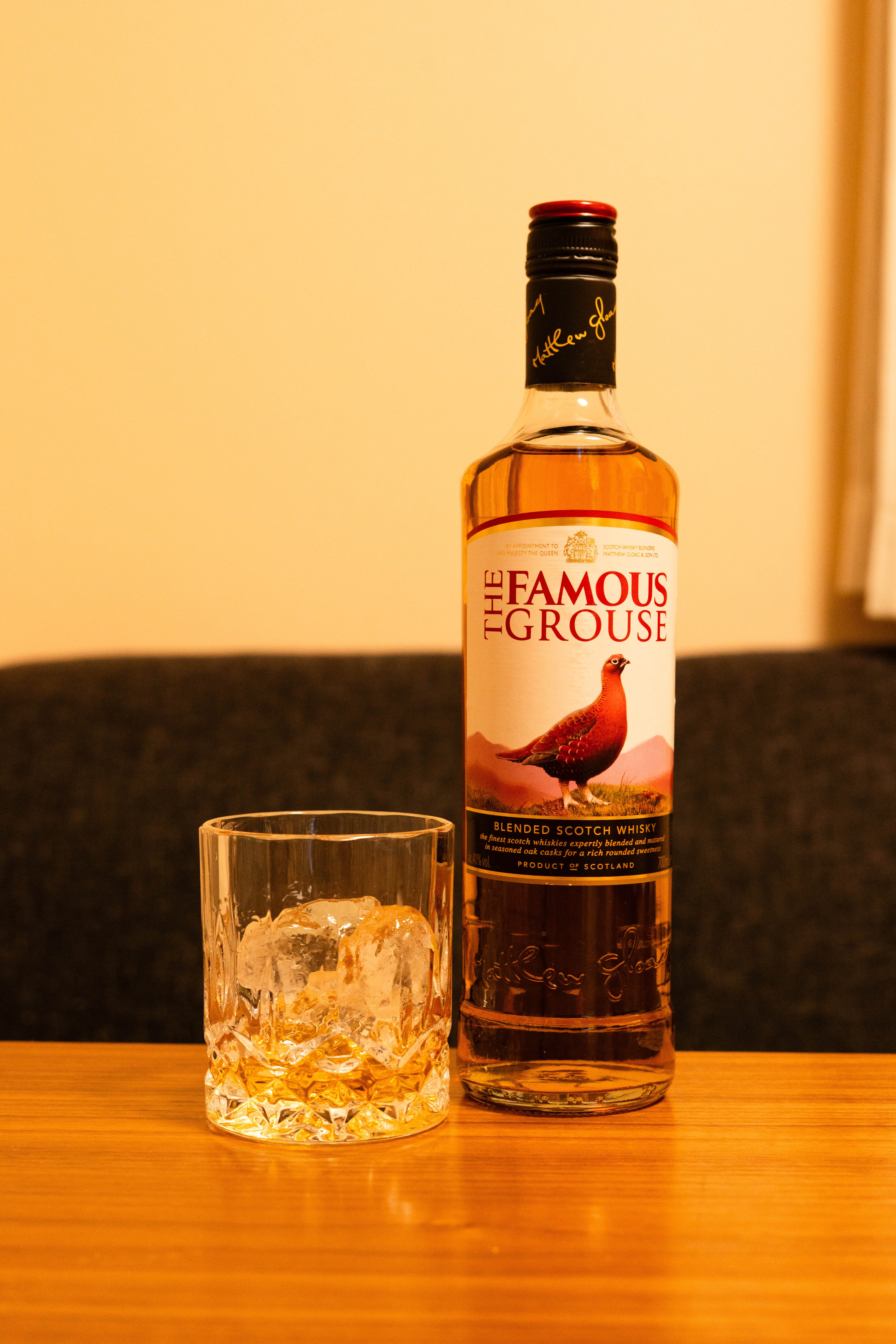 レビュー】フェイマスグラウス｜やさしい甘みと香ばしさが心地いい