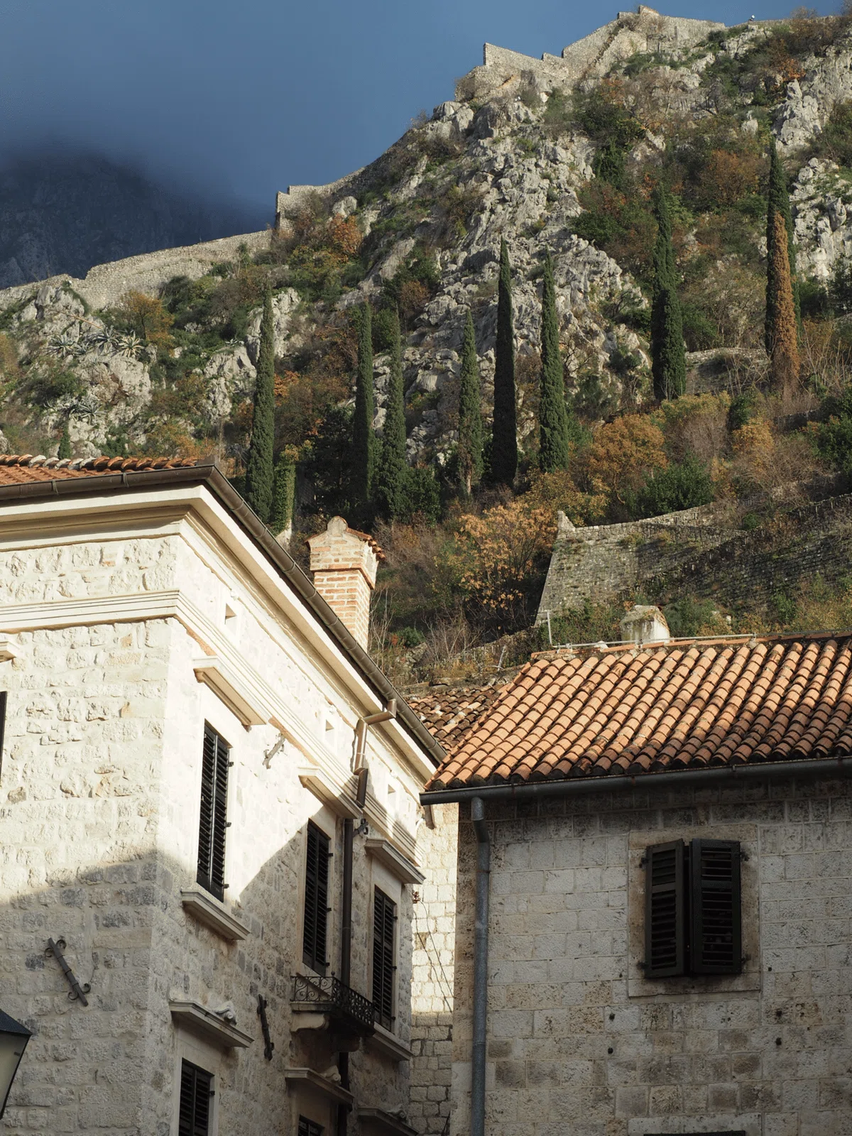 [Montenegro] Climbing the Fortress in Kotor, the City of Cats - Day 74 ...