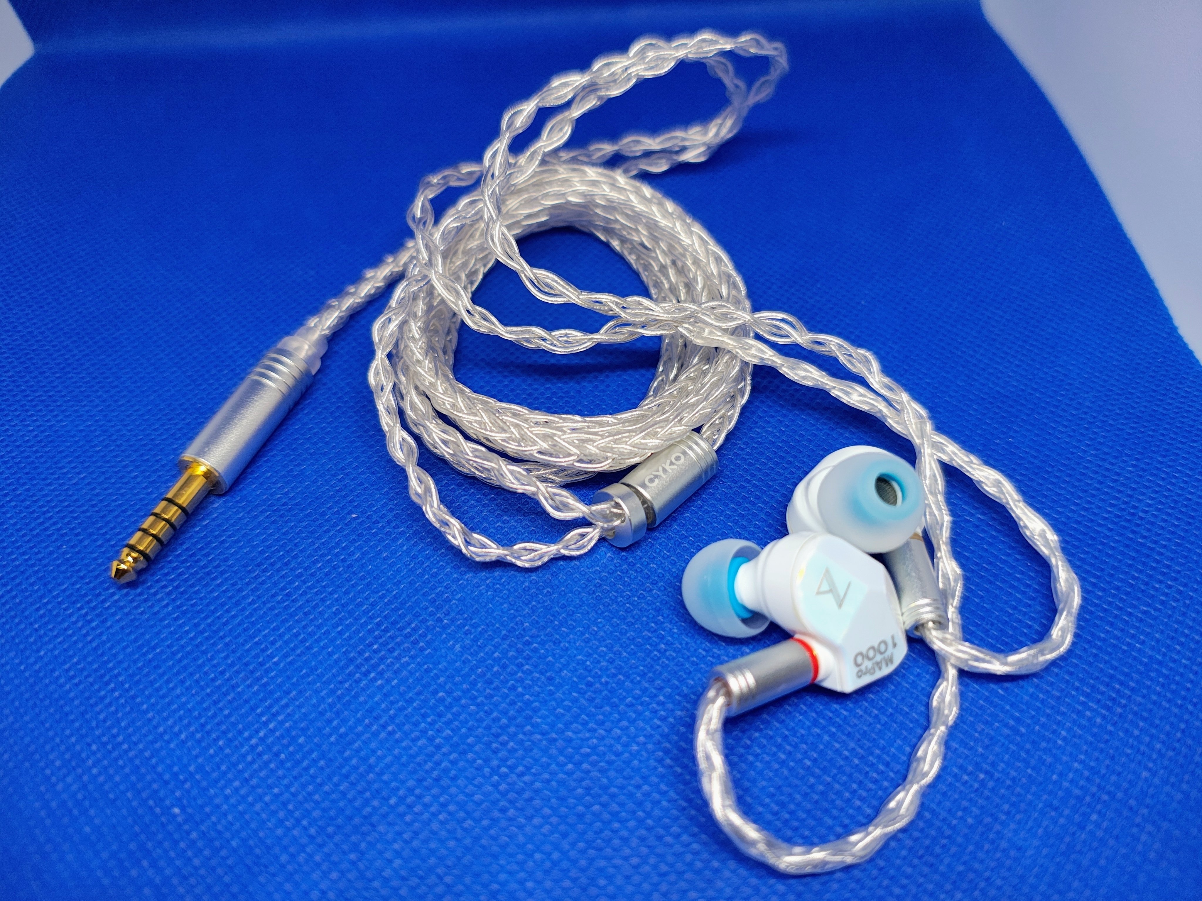 Maestraudio MAPro1000+純銀リケーブル 4.4mm純銀8コア Maestraudio MAPro1000+純銀リケーブル 4.4mm純銀8コア