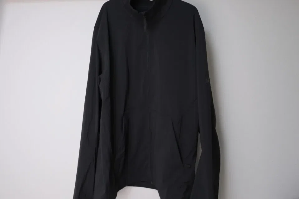 Reviewing the ARC'TERYX Acrople Jacket! An ultra-lightweight and