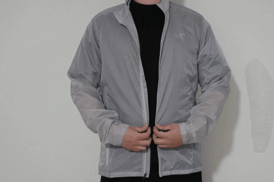 アークテリクス「ノーバンウインドシェルジャケット」をレビュー！超