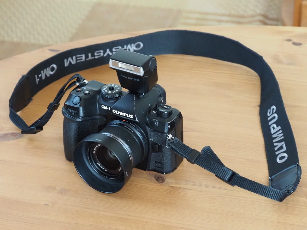 M.ZUIKO DIGITAL ED 50-200mm F2.8 IS PRO 来たぜ♪開けたぜ♪撮ったぜ 