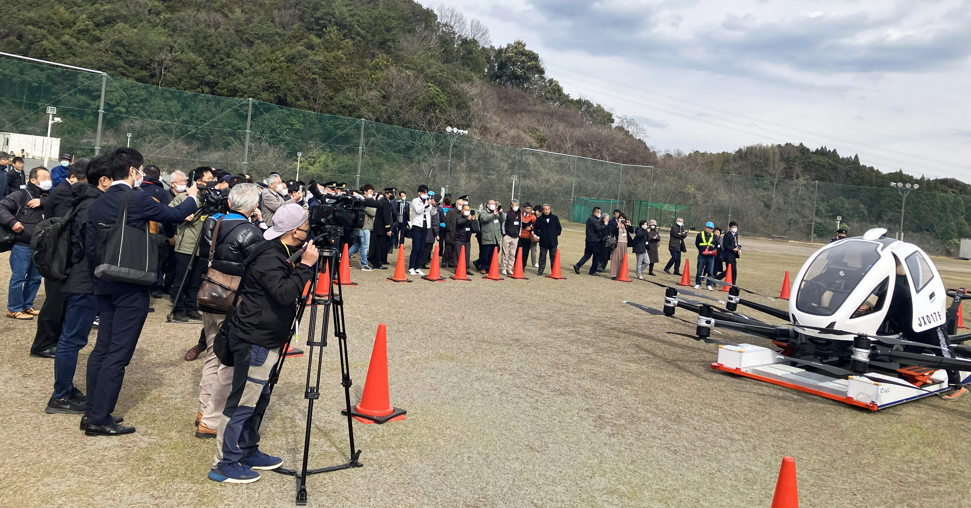 空飛ぶクルマの社会実装 コンサルタントの現場 奮闘記！｜その知と歩
