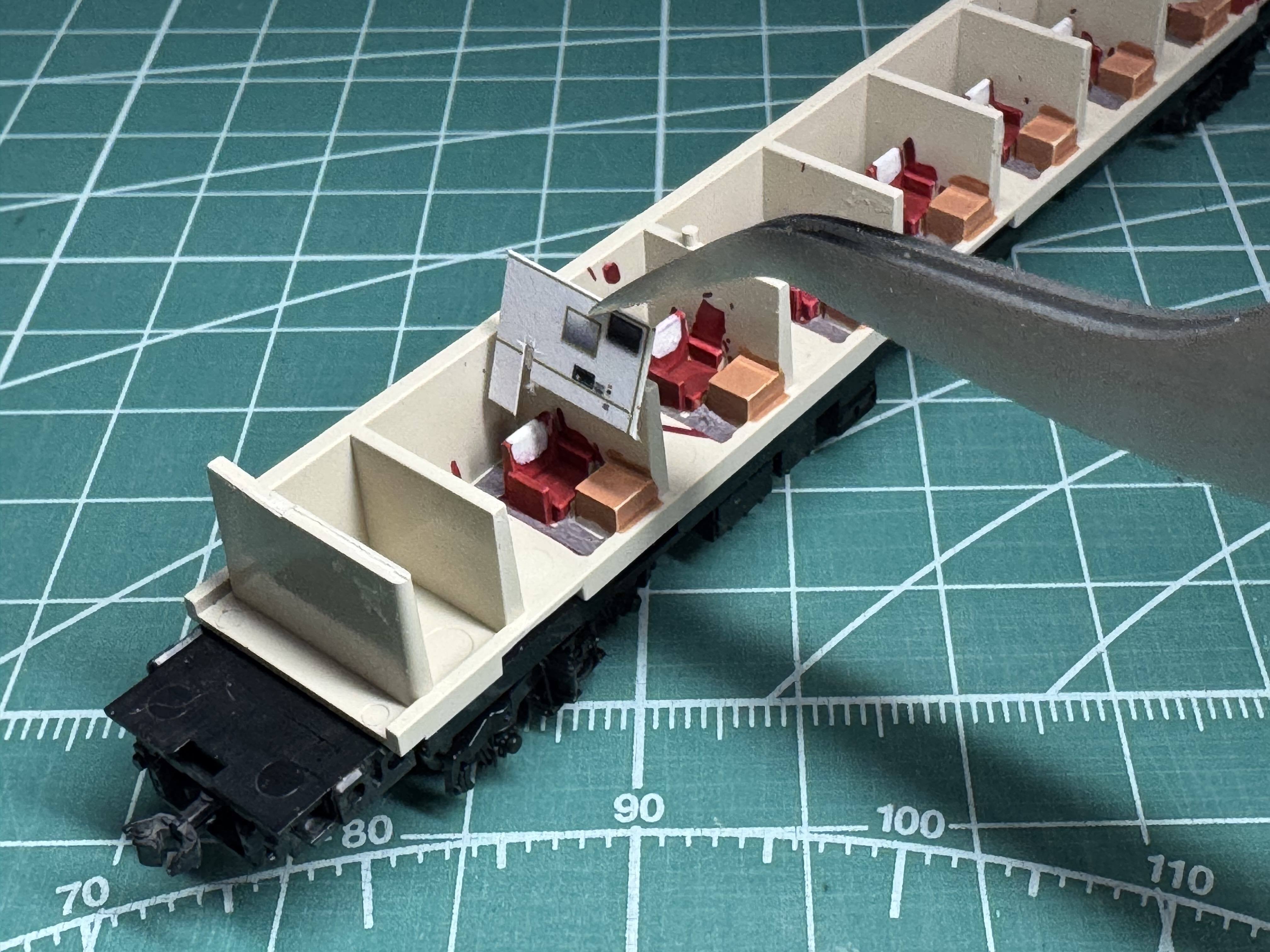 3002 北斗星 ツインデラックス「オロネ25-500（東）」内装クラフト