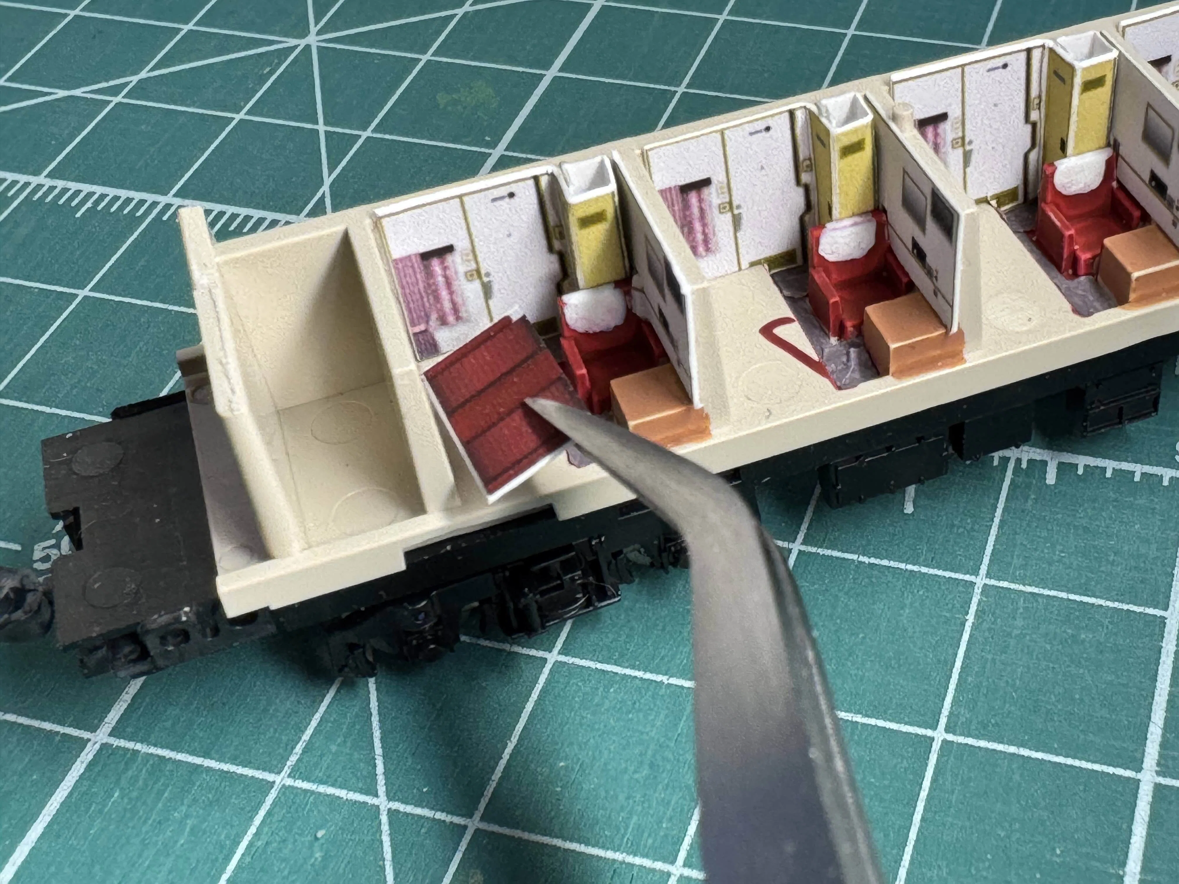 3002 北斗星 ツインデラックス「オロネ25-500（東）」内装クラフト