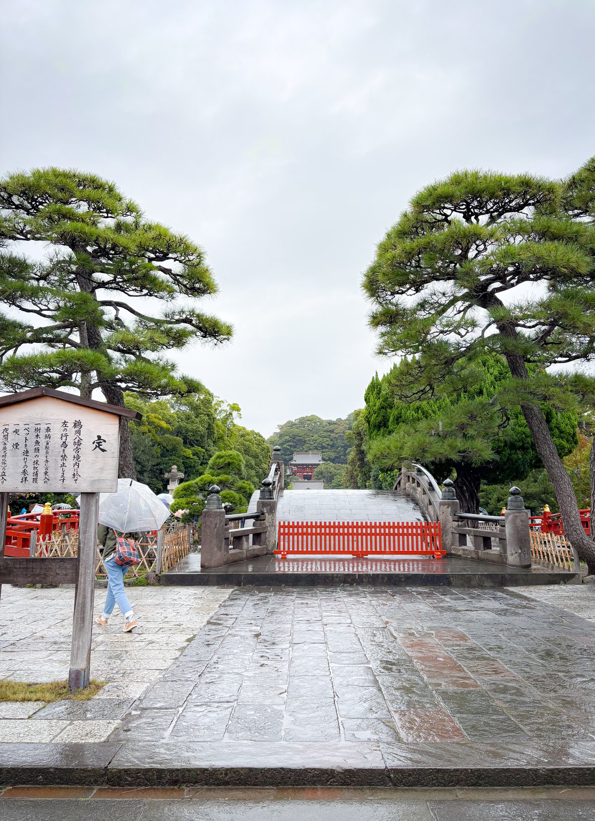 Smoke exploding」の24万点のロイヤリティフリー画像、写真素材、絵 | Shutterstock, image size:1200x1656