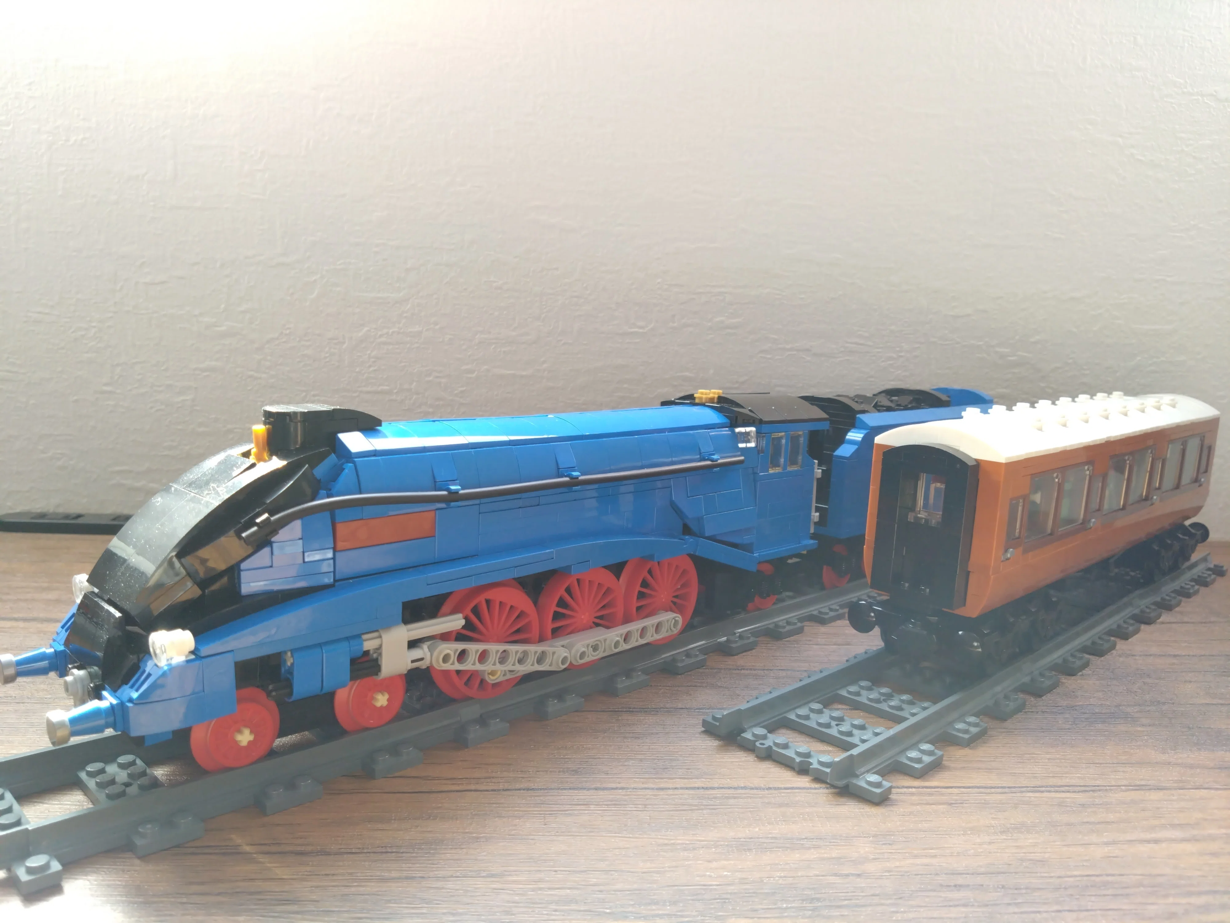 MALLARDプレートLNER A4形蒸気機関車4468号機 マラード鉄道 作品紹介】LNER class A4｜Dahiro