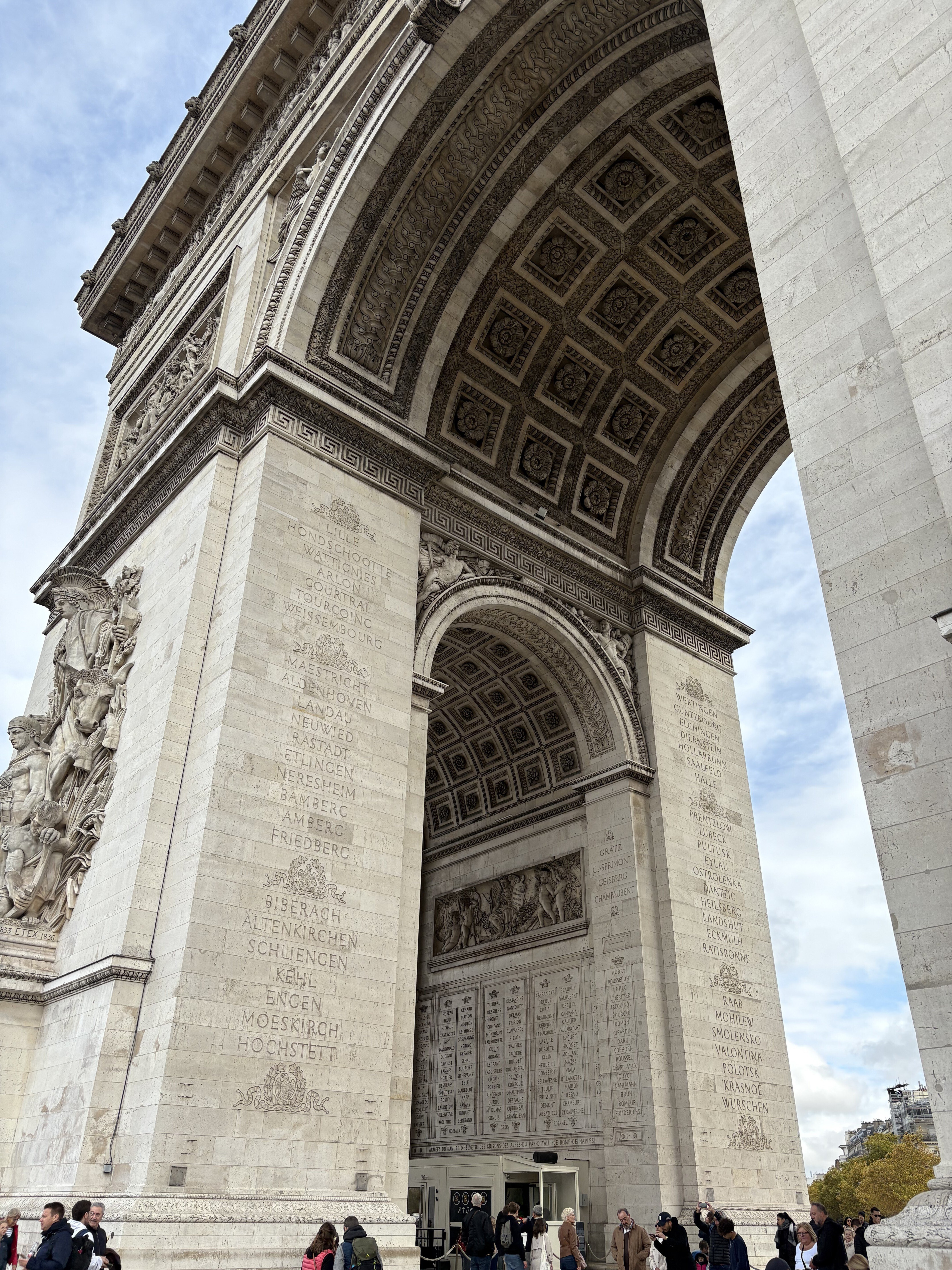 フランス・パリ(2) エッフェル塔、セーヌ川クルーズ、エトワール凱旋門