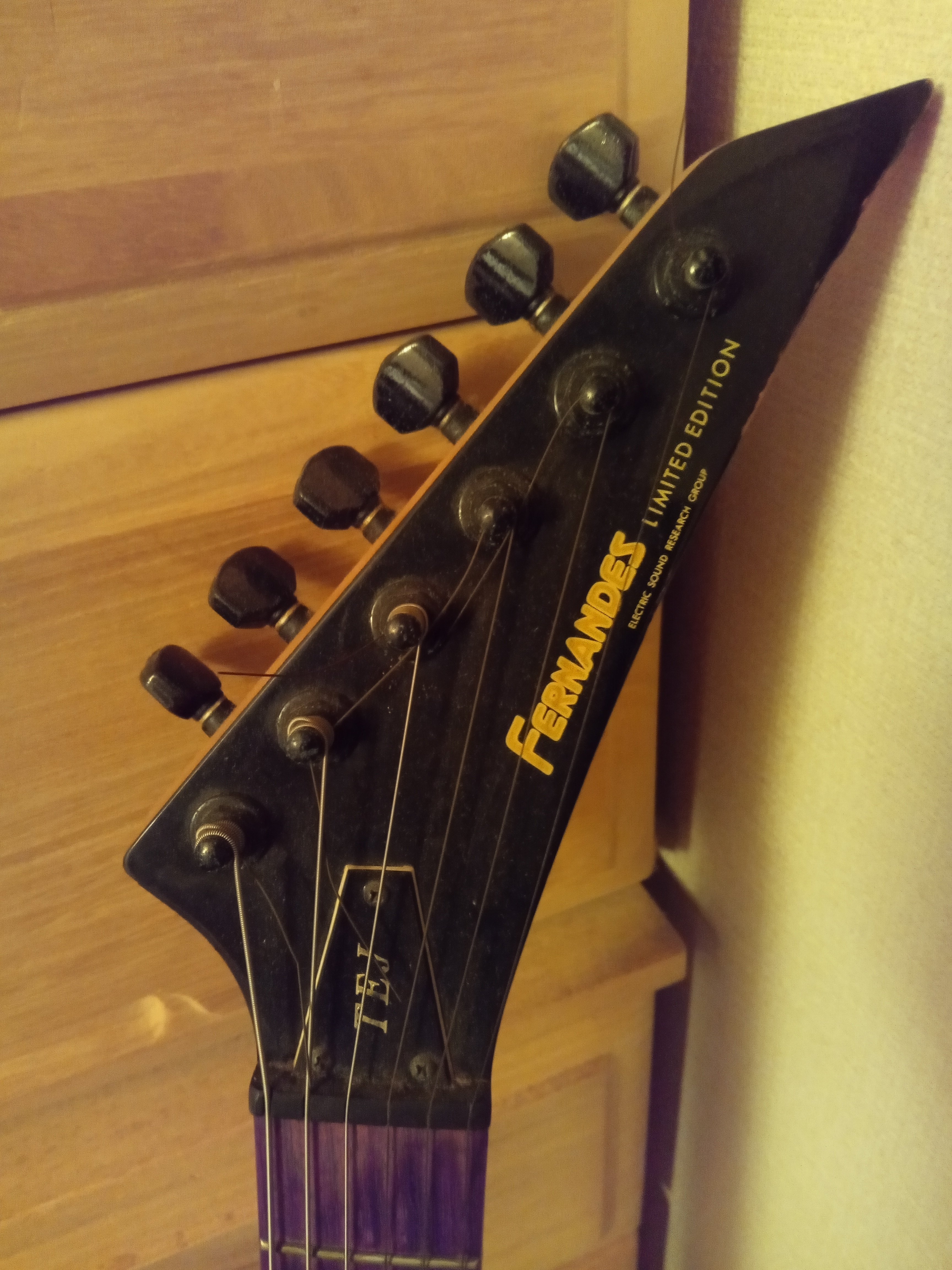 FERNANDES TEJ-45｜Hourglass