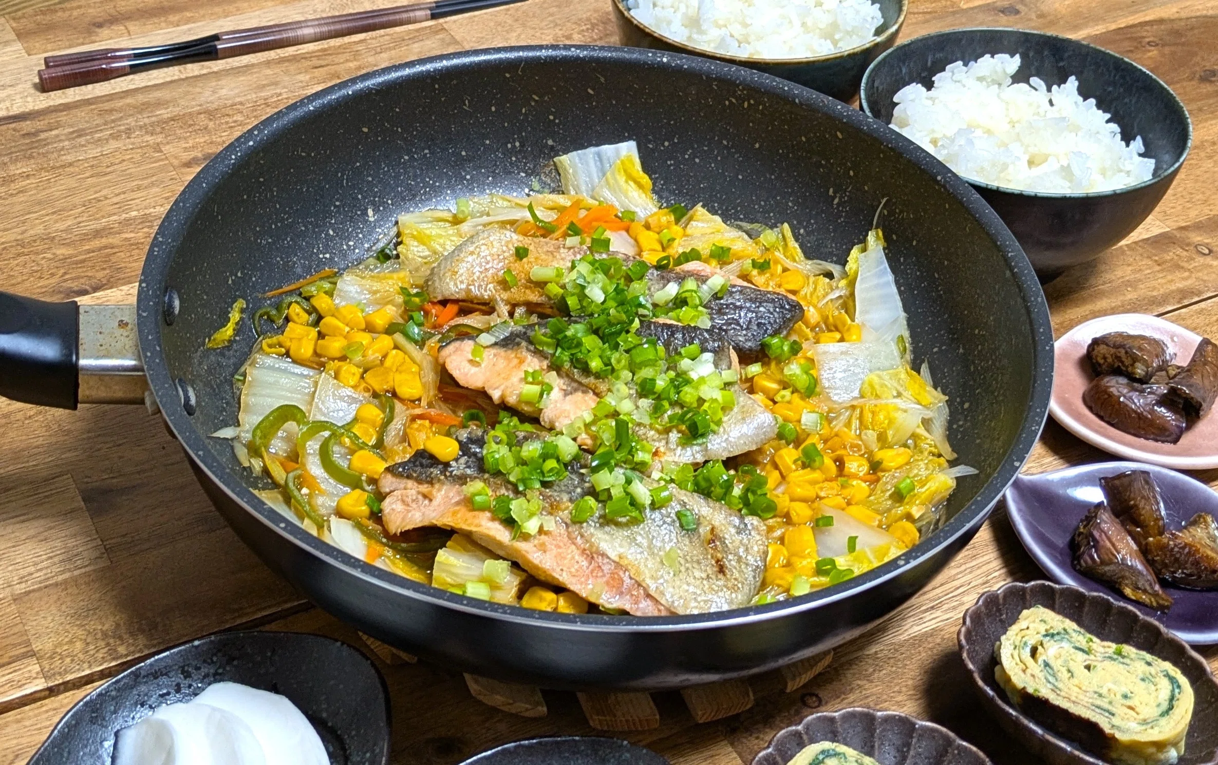 フライパンそのままどん！ちゃんちゃん焼きこそ時短メニュー｜太田 みき