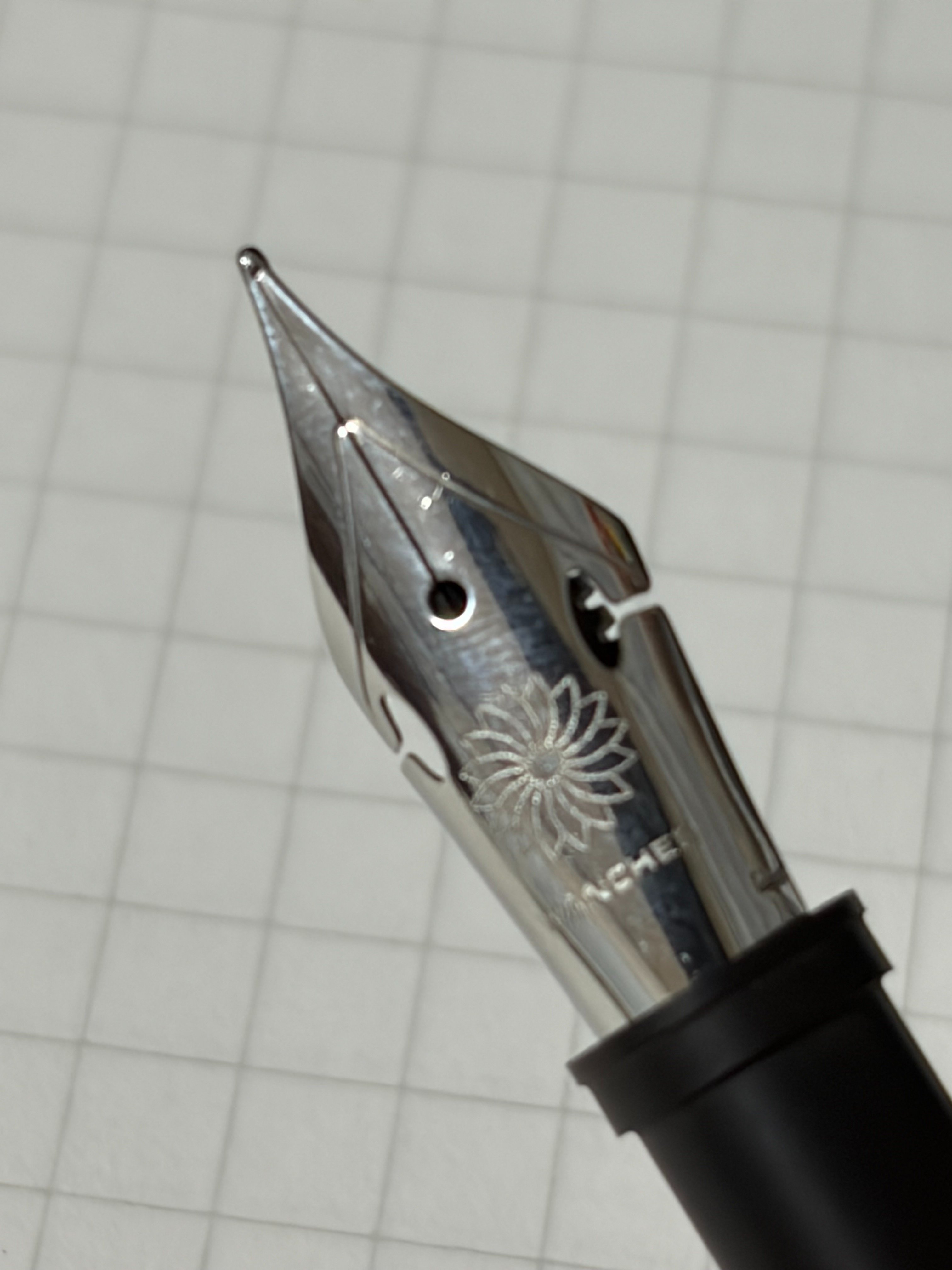 万年筆】ワンチャー（Jowo#6）の特殊ニブを2本使ってみた（ソフト