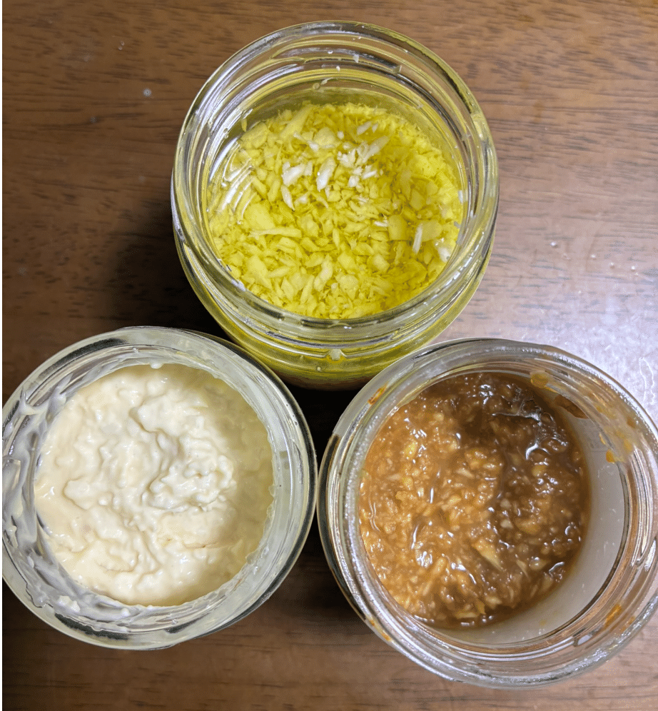 ジャムわさびページ 本気ハンバーグでは 肉を卵黄と一緒に食べるのが王道👑ですが、 わさび