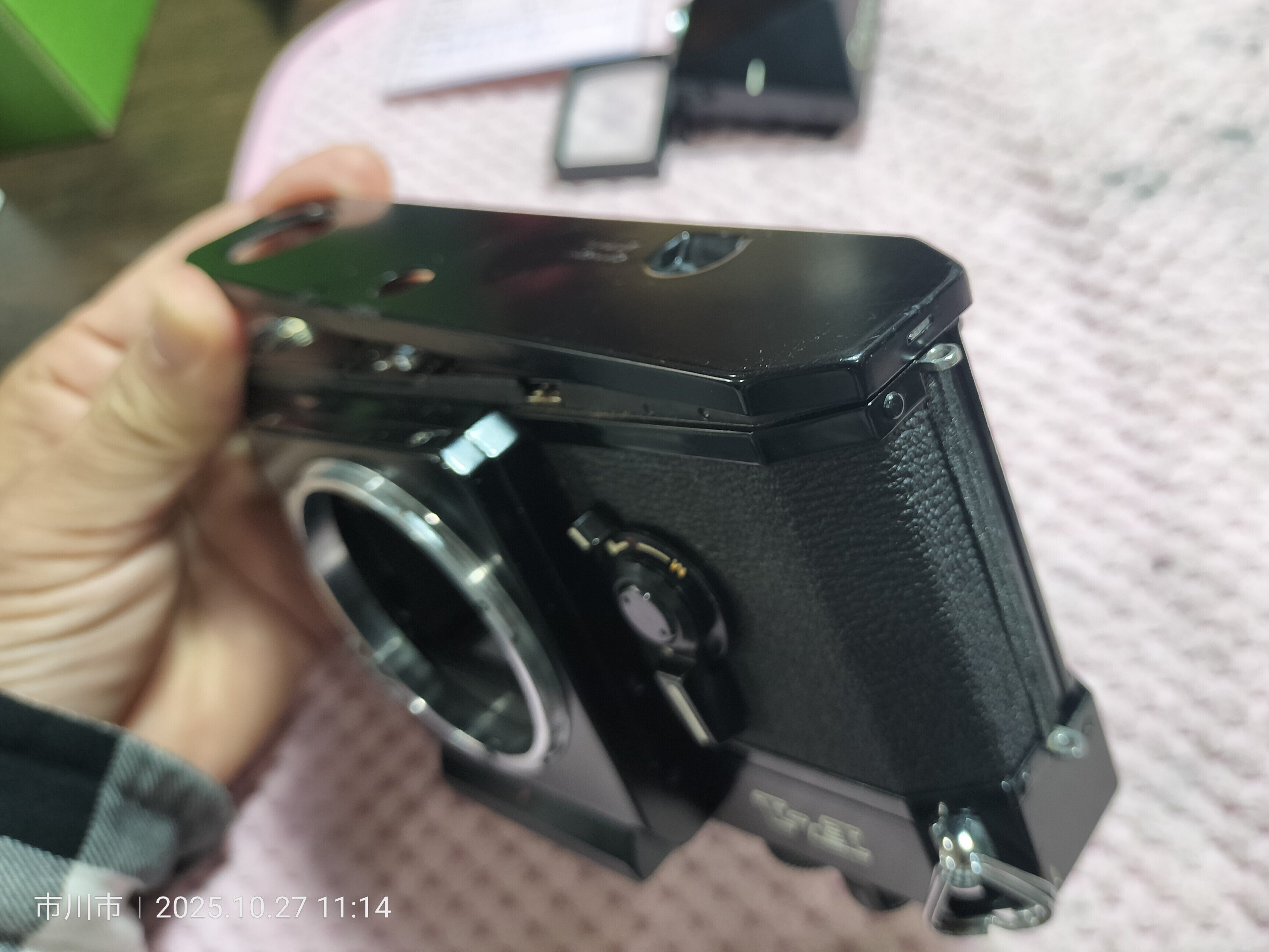 Canon F-1 底板分解｜フィルムカメラ修理のアクアカメラ