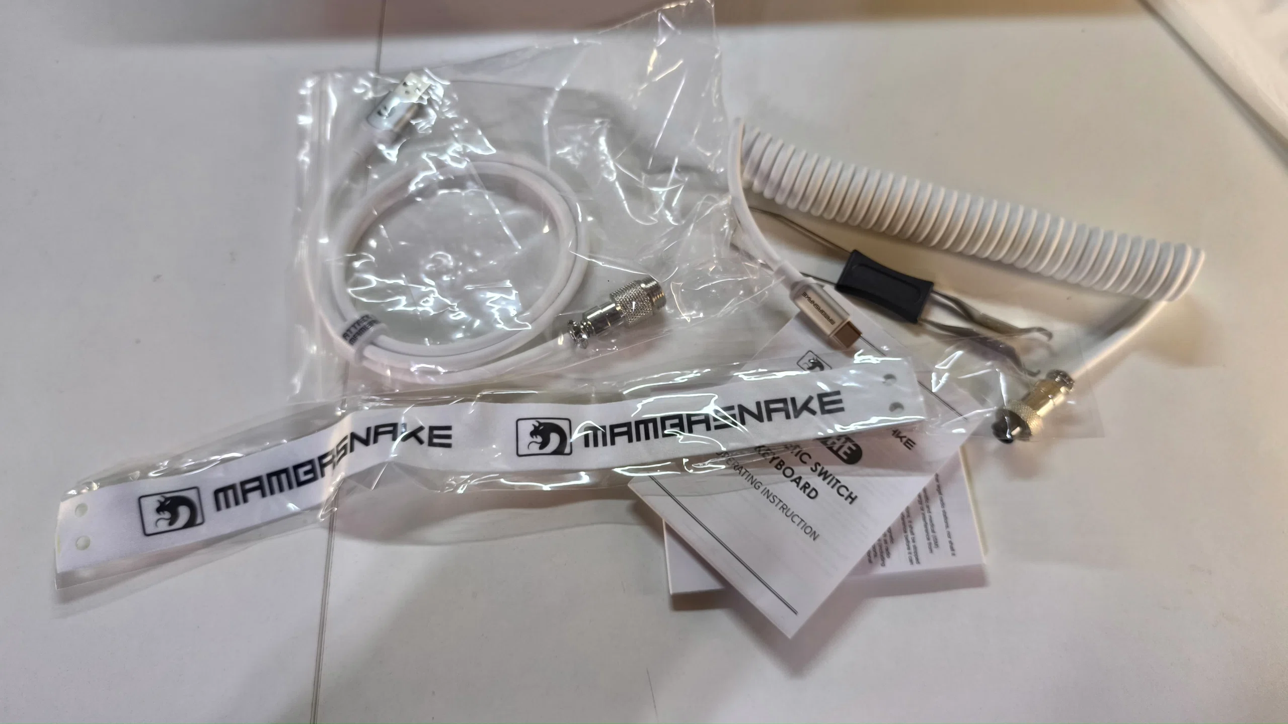 [How does it feel for office work?] Hands-on review of the MAMBASNAKE ...