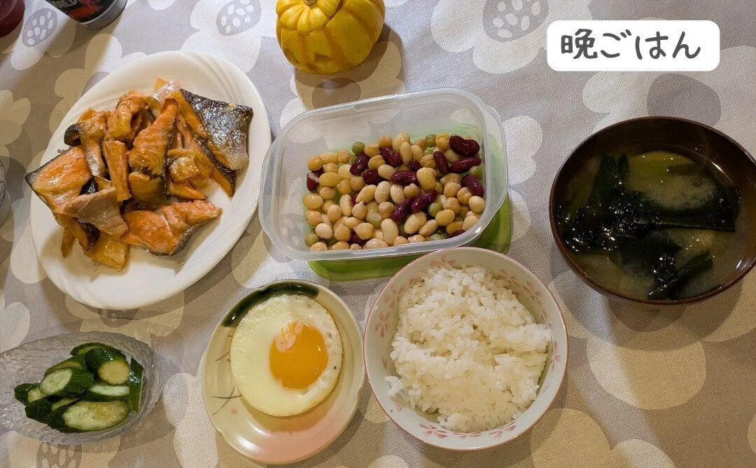 鮭と味噌汁のあっさり夜ごはん