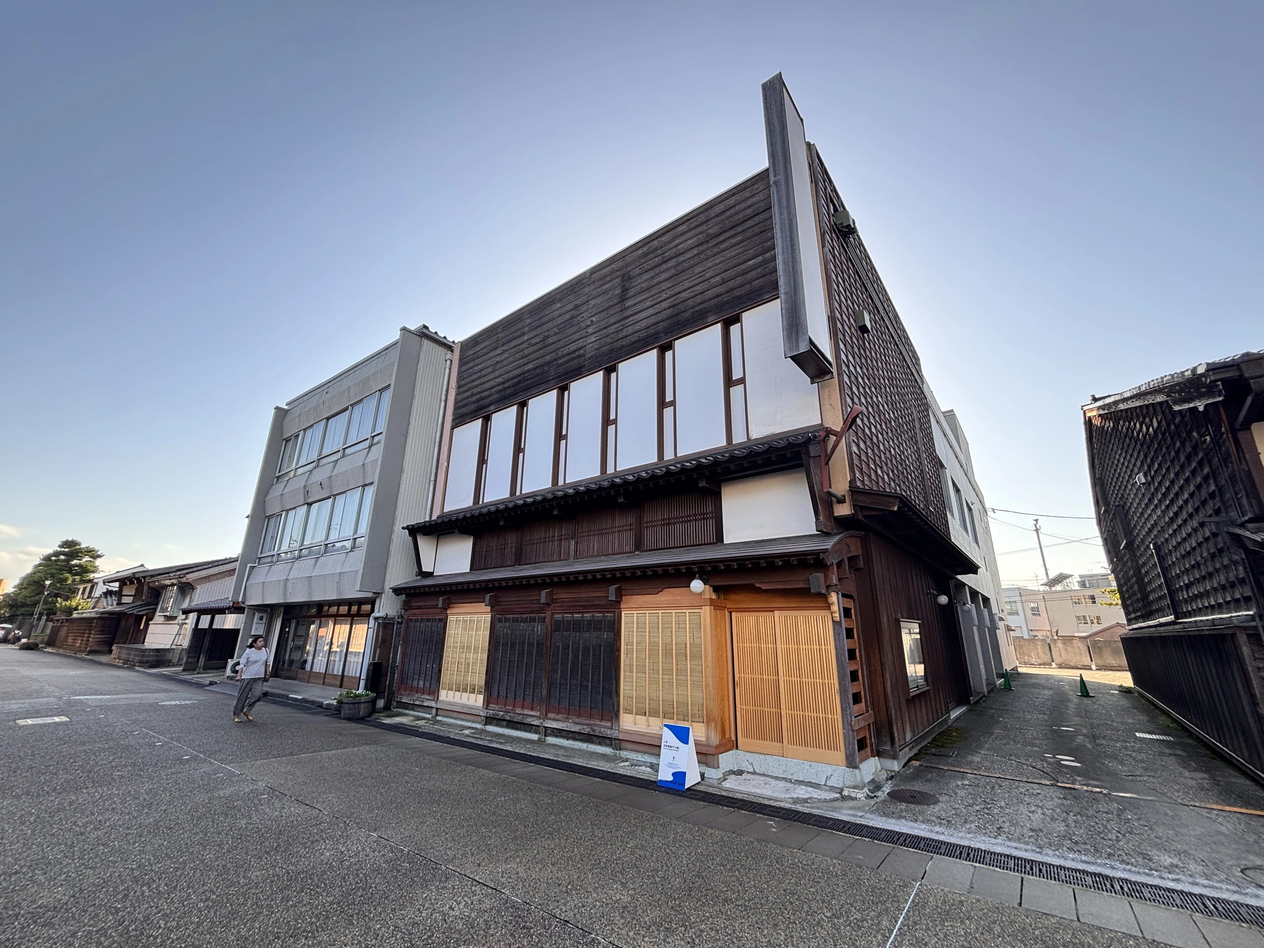 最終値下げ！！ 　差込式行先板「富山→金沢→大聖寺→富山／―」 本当に“美味しい”富山を、県外へ、海外へ Japanese Restaurant GEJO