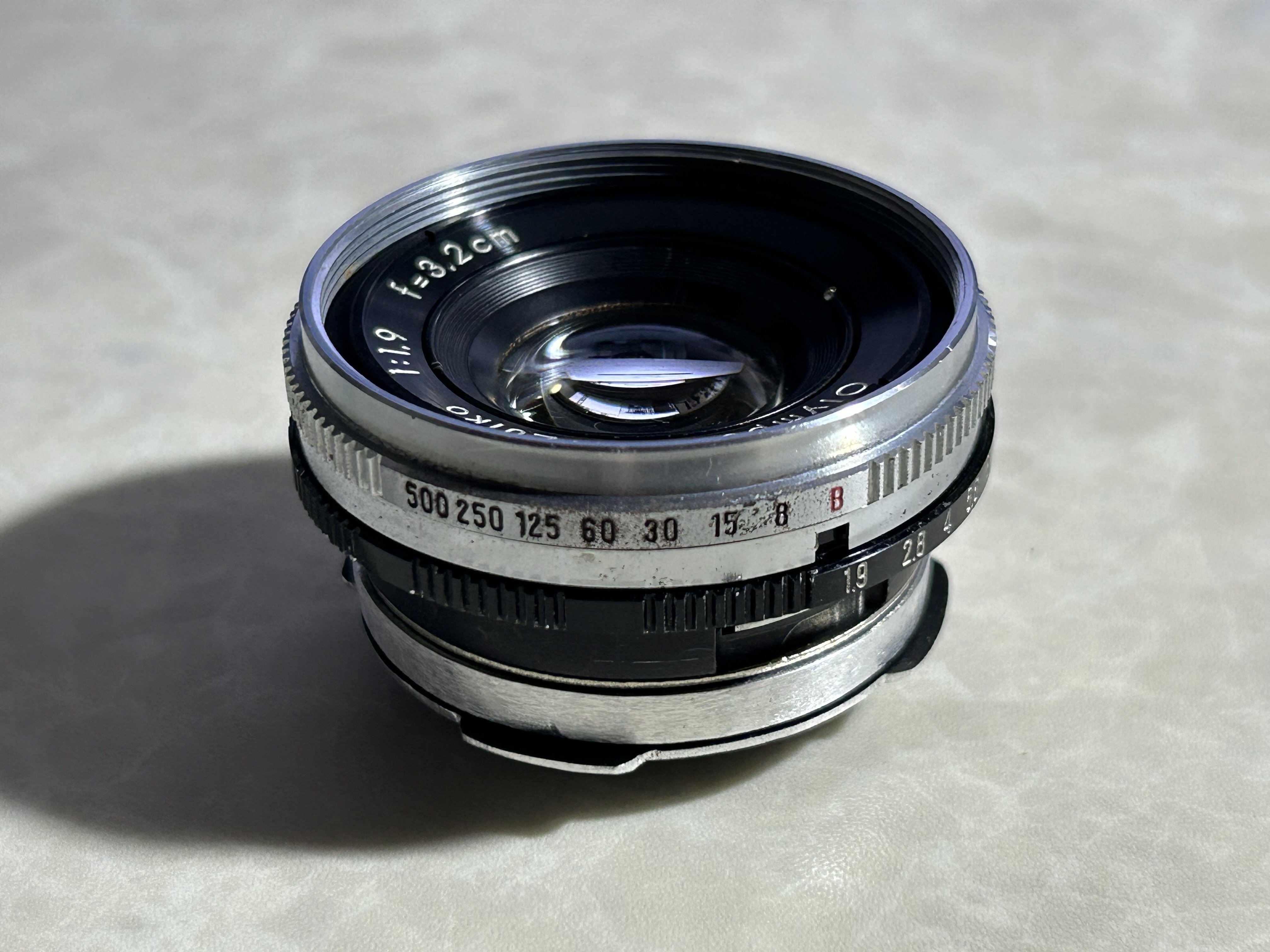 オールドレンズ F.Zuiko 1:1.9 f=3.2cm|Katsuhiro オールドレンズ F.Zuiko 1:1.9 f=3.2cm|Katsuhiro