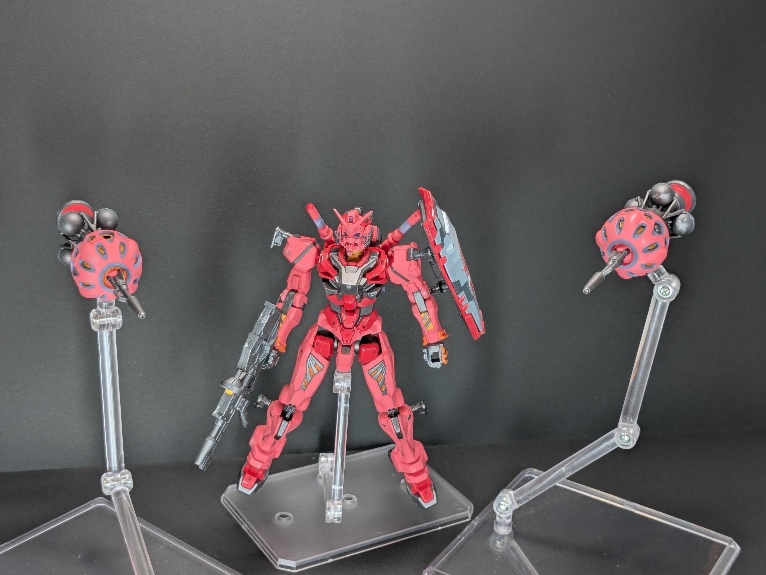 全塗装　HG 赤いガンダム　シャア仕様デカール　艶消し仕上　ビット6機 全塗装 HG 赤いガンダム シャア仕様デカール 艶消し仕上 ビット6