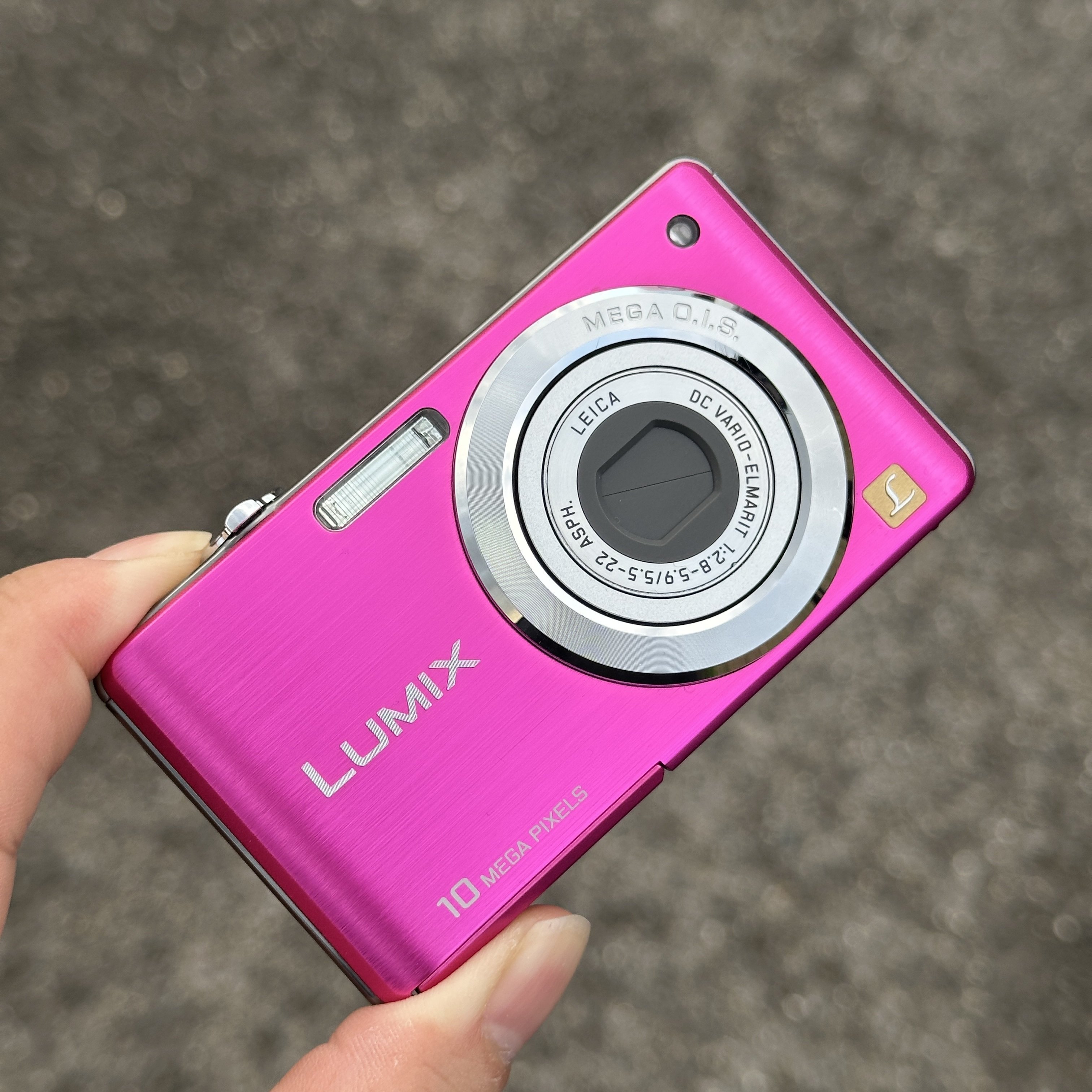 パナソニック LUMIX DMC-FS7 オールドコンデジ 動作確認済み