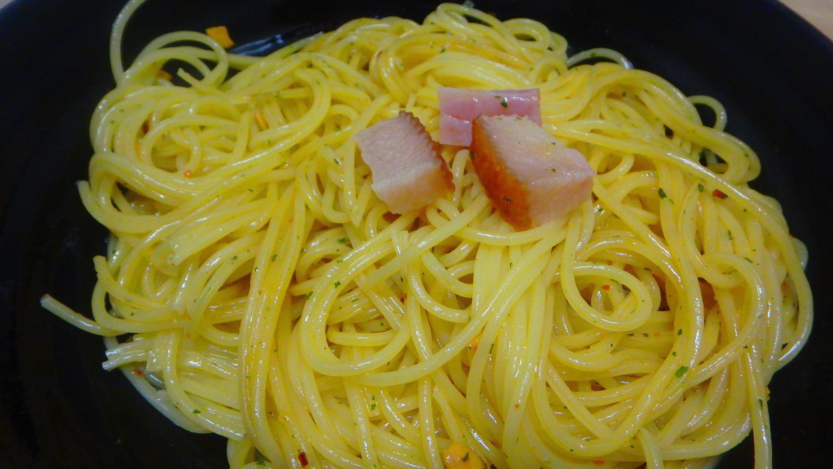 1883tsu/美味しいものを食べて元気に！スパゲッティ・ペペロンチーノ＿