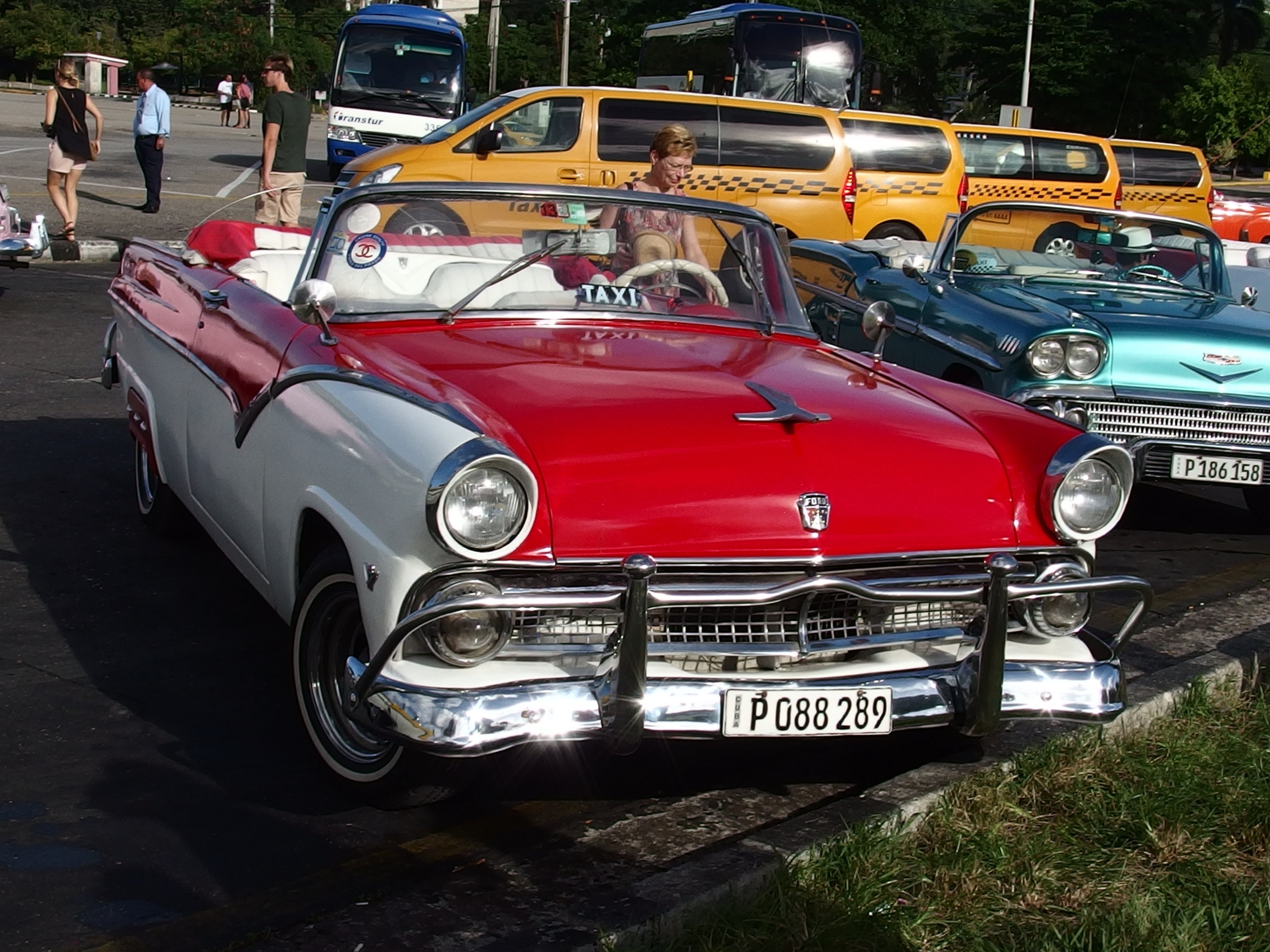 世界の旅情報》7「おもしろ車」編2⃣｜toshi0715