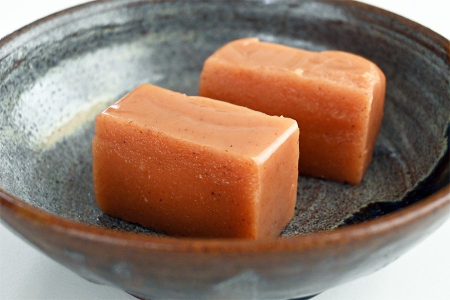 実食レポ】 「長良ういろ」（岐阜県山県市） 柿ういろ｜ひろ