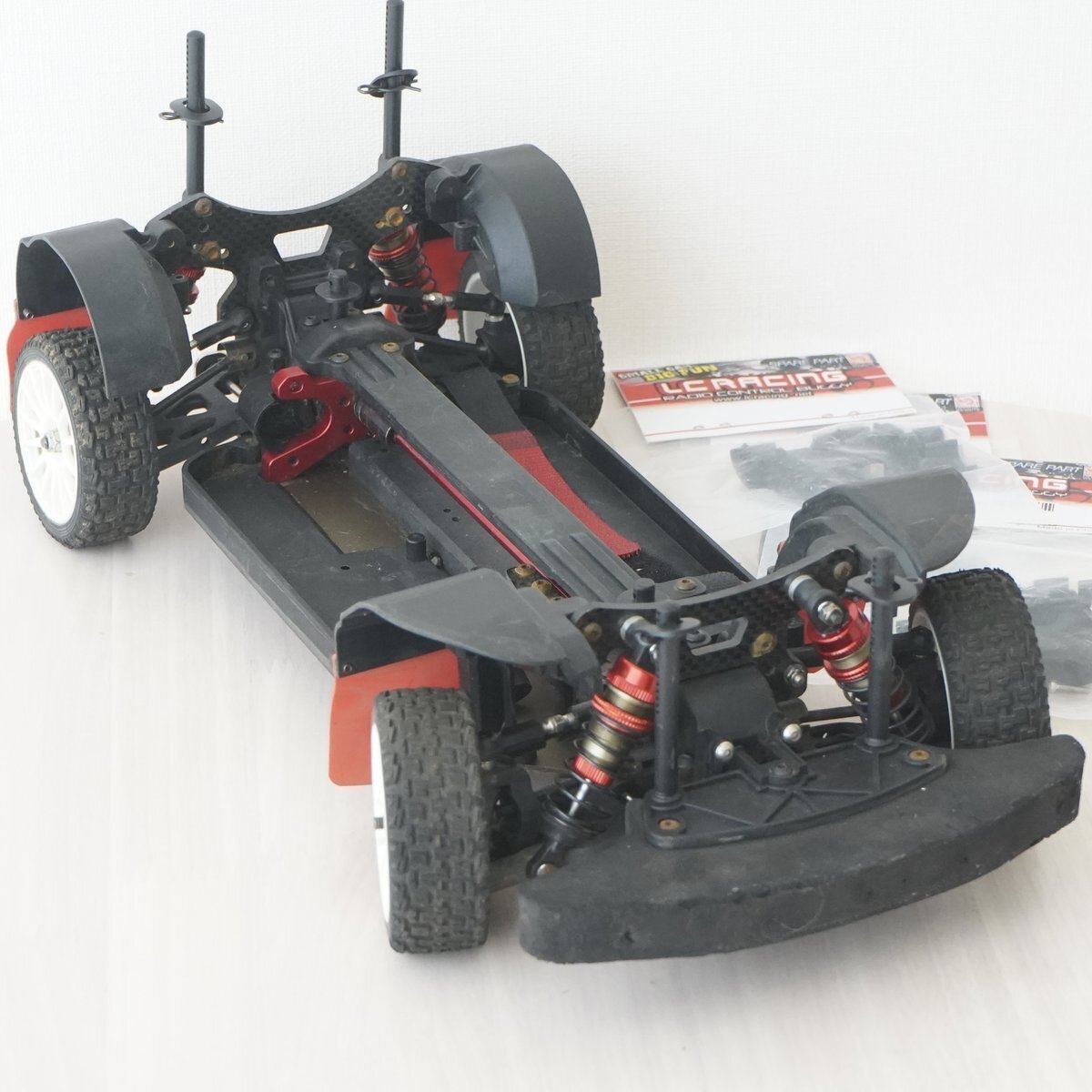 遊びたいけど作るの苦手」スムーズに本格ラジコンを始めてもらう