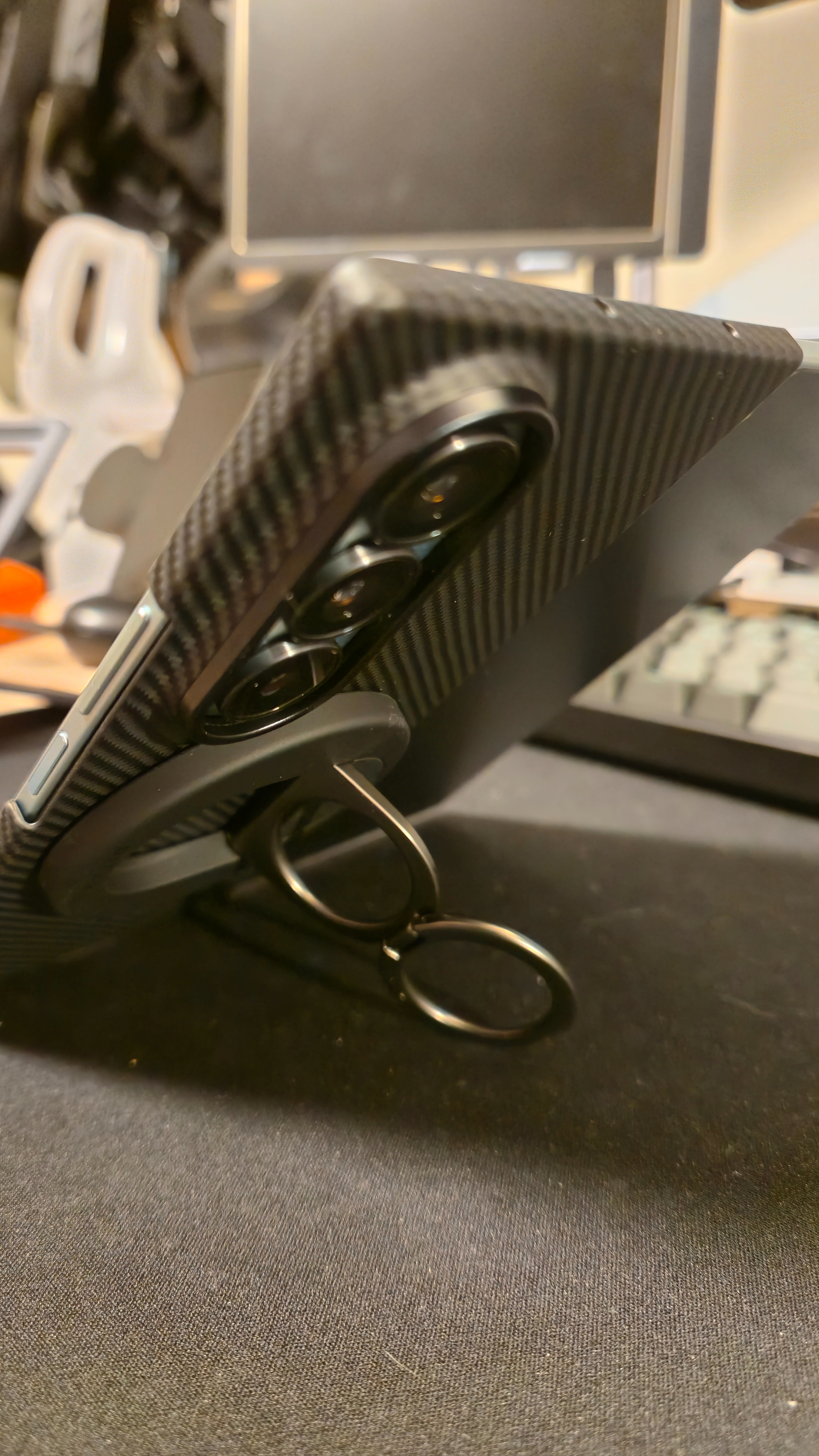 折りたたむスマホを買い直した話。｜ナルホド