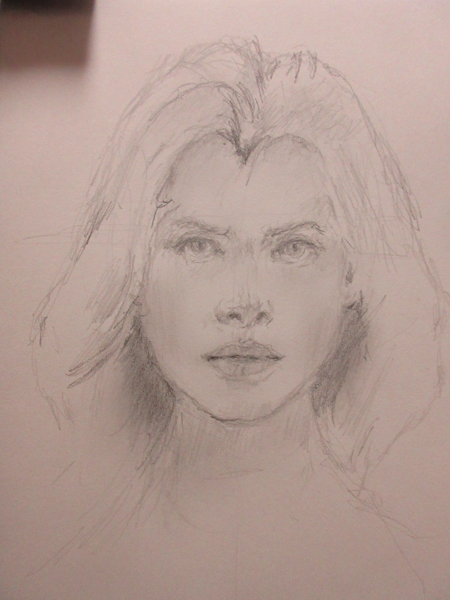 鉛筆で女性の絵を描いてます。。｜Atelier Non