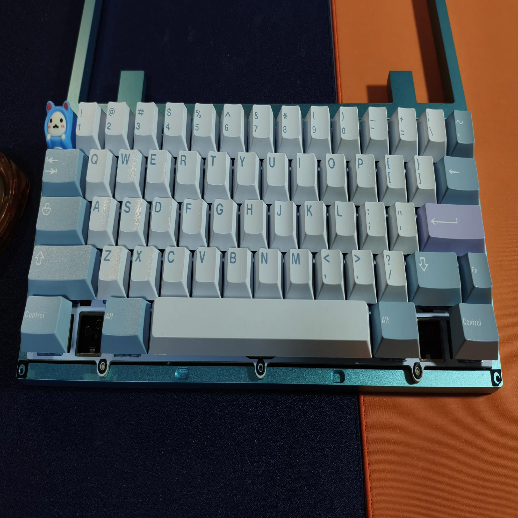 Brutal v1 60％をガスケットマウント化する｜FooN
