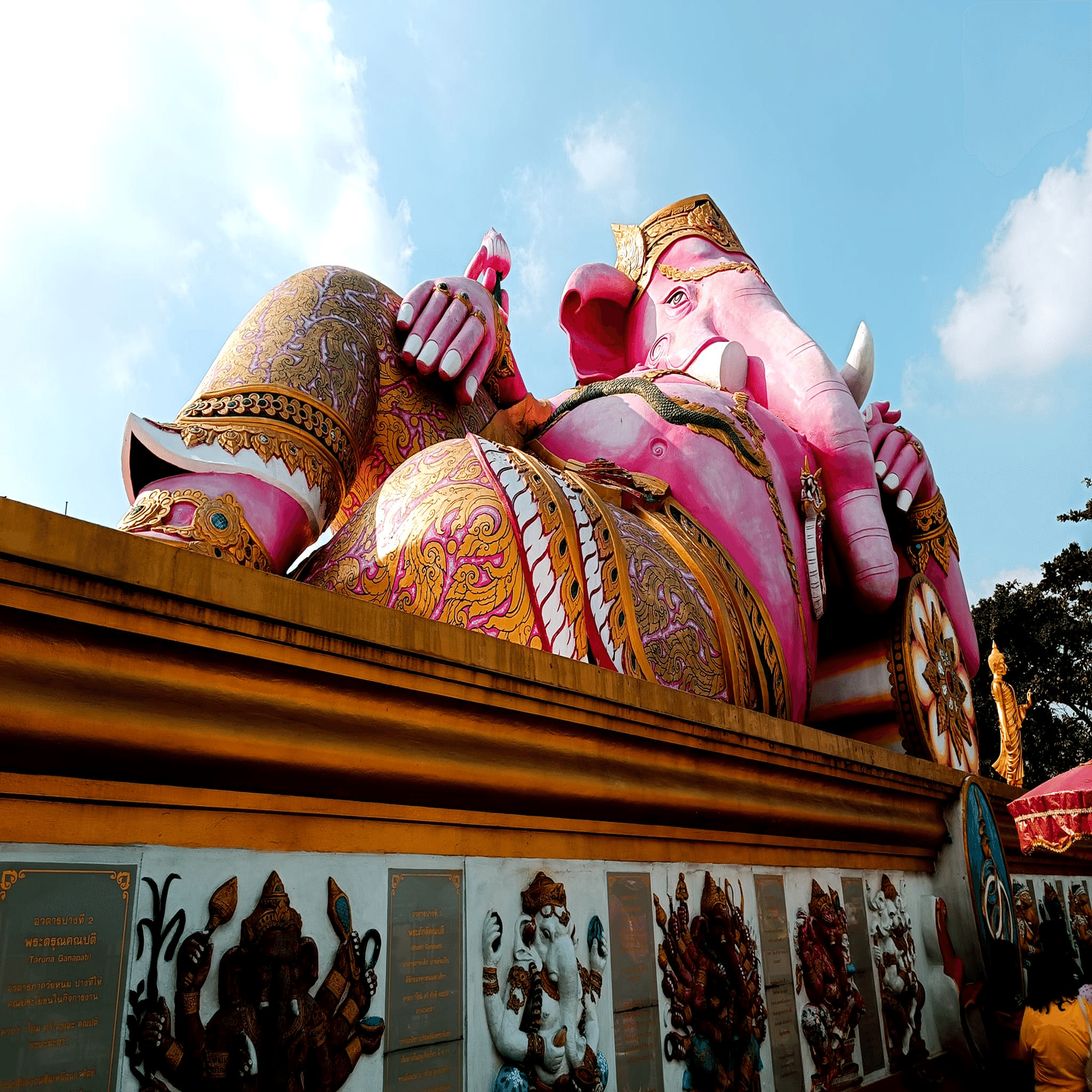 三世代旅】母と息子と行く!バンコク編～タラートノーイとピンク