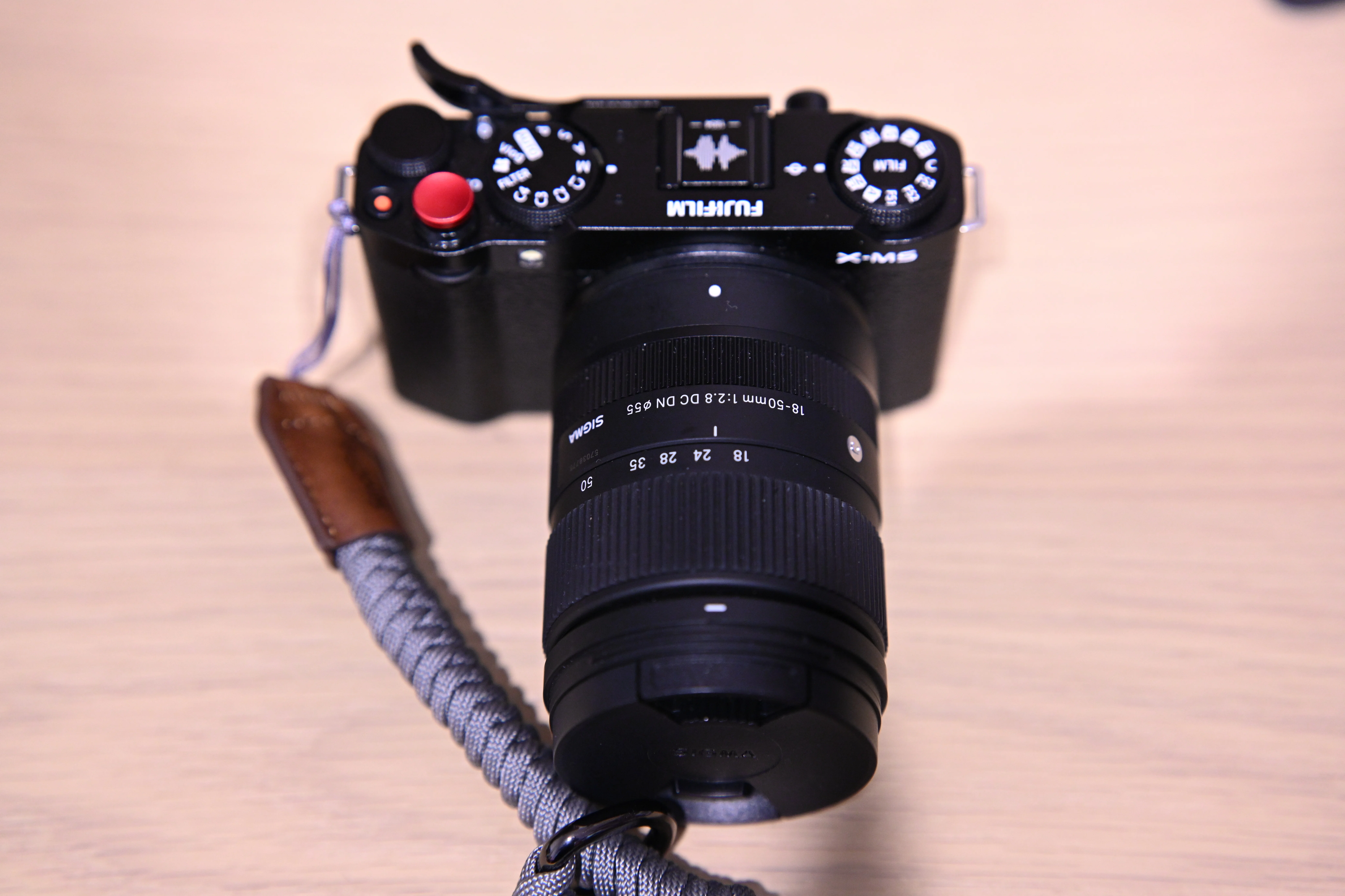 SIGMA C 18-50mm F2.8 DC DN（Xマウント）買っちまった｜ぽん