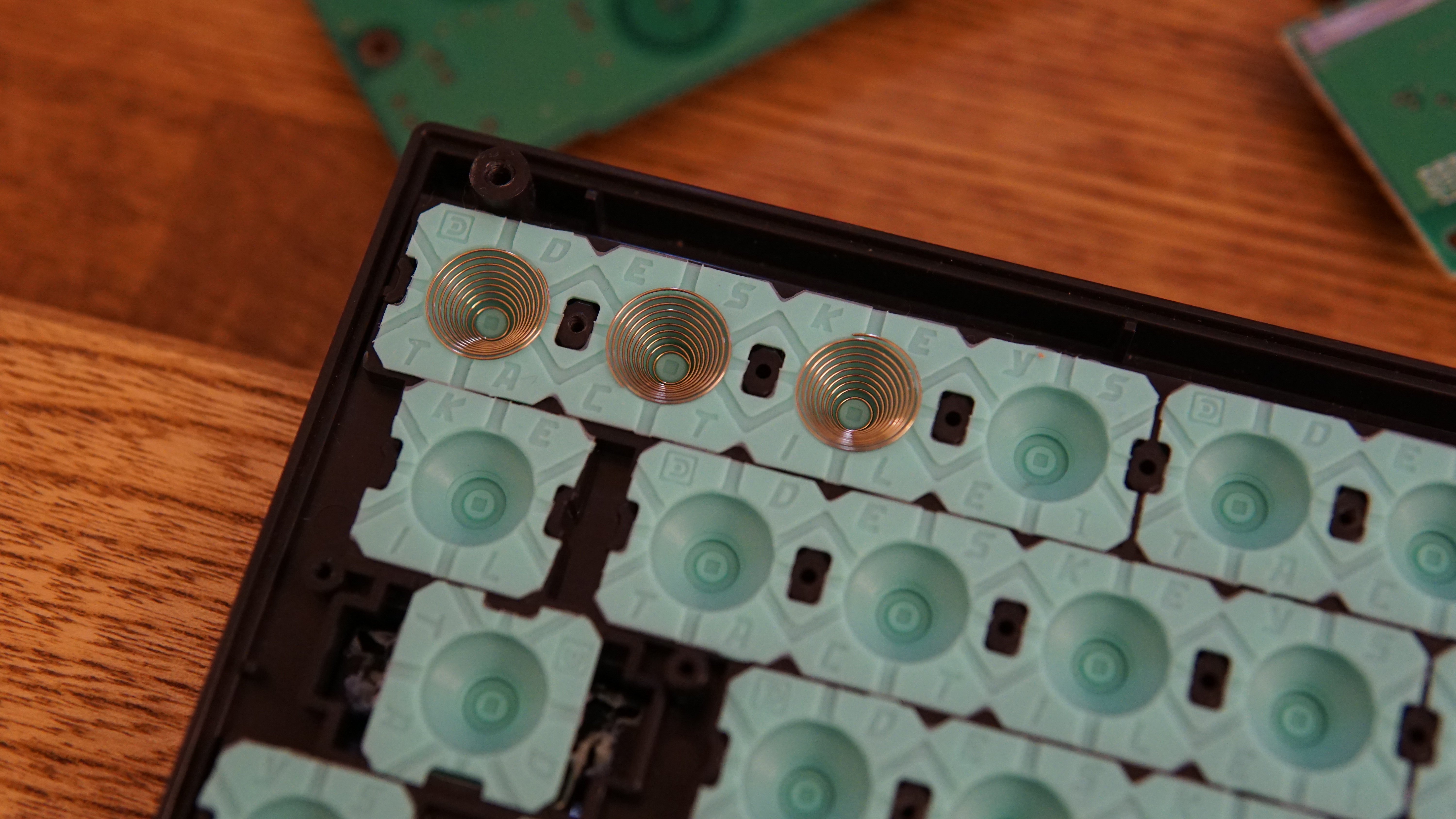 HHKBのラバードームを45gから35gに変更してみました！｜韮氏