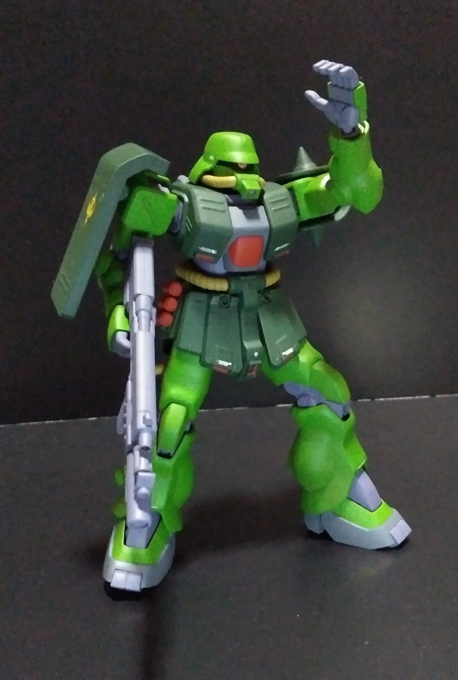 初心者のための機動戦士ガンダム兵器解説『MS-06FZ ザクII改