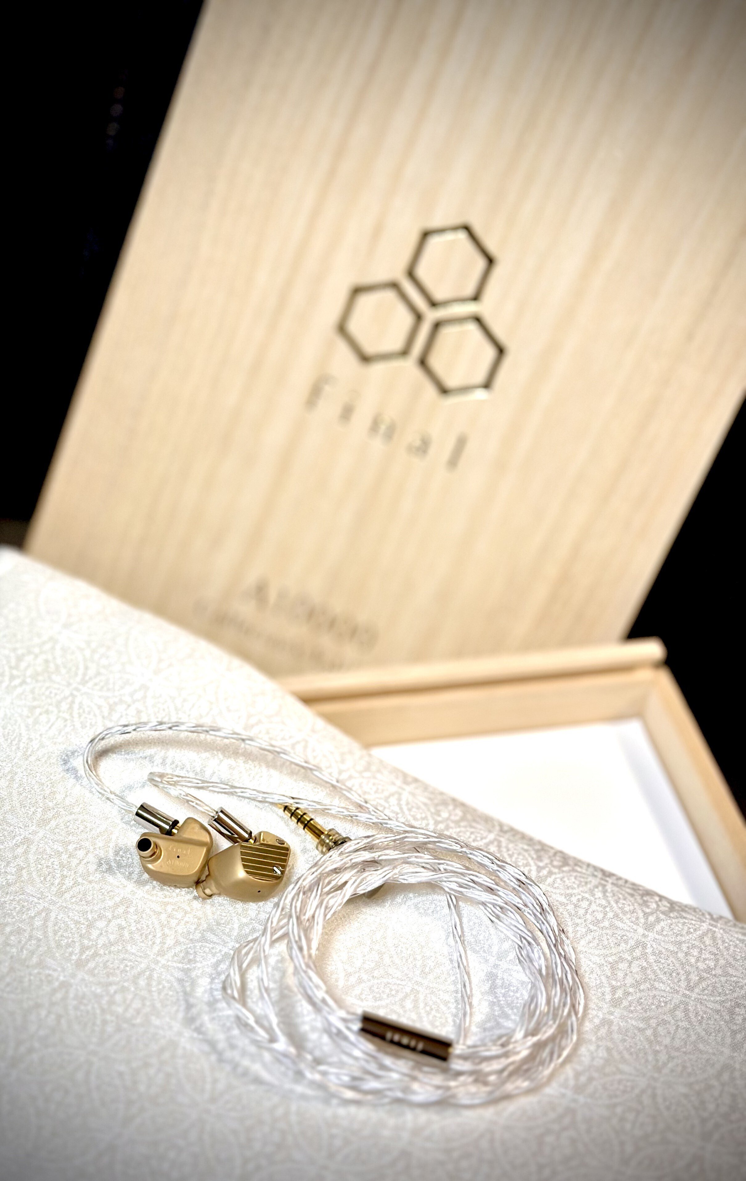 final A10000 Collector’s Edition 250424_A10000_TH_CE_1200x1200_