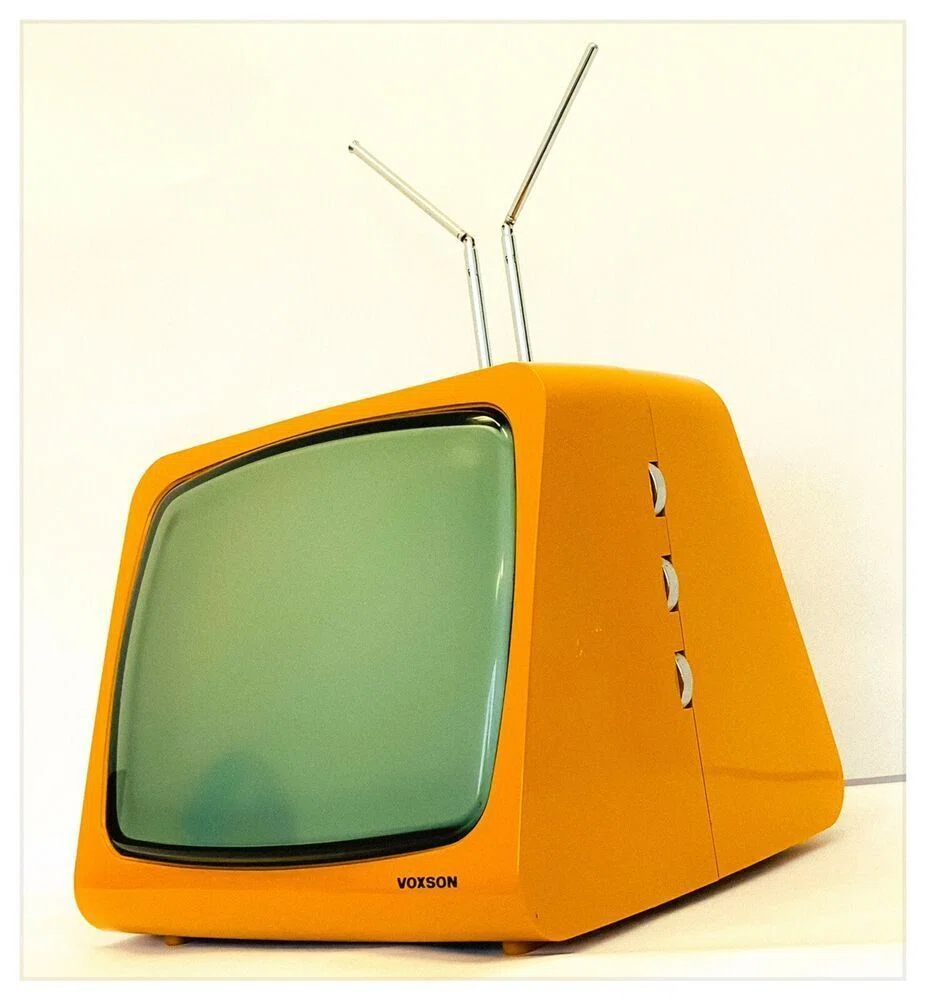 昭和ポータブルテレビ 昭和のポータブルテレビ｜昭和レトログラフィティ
