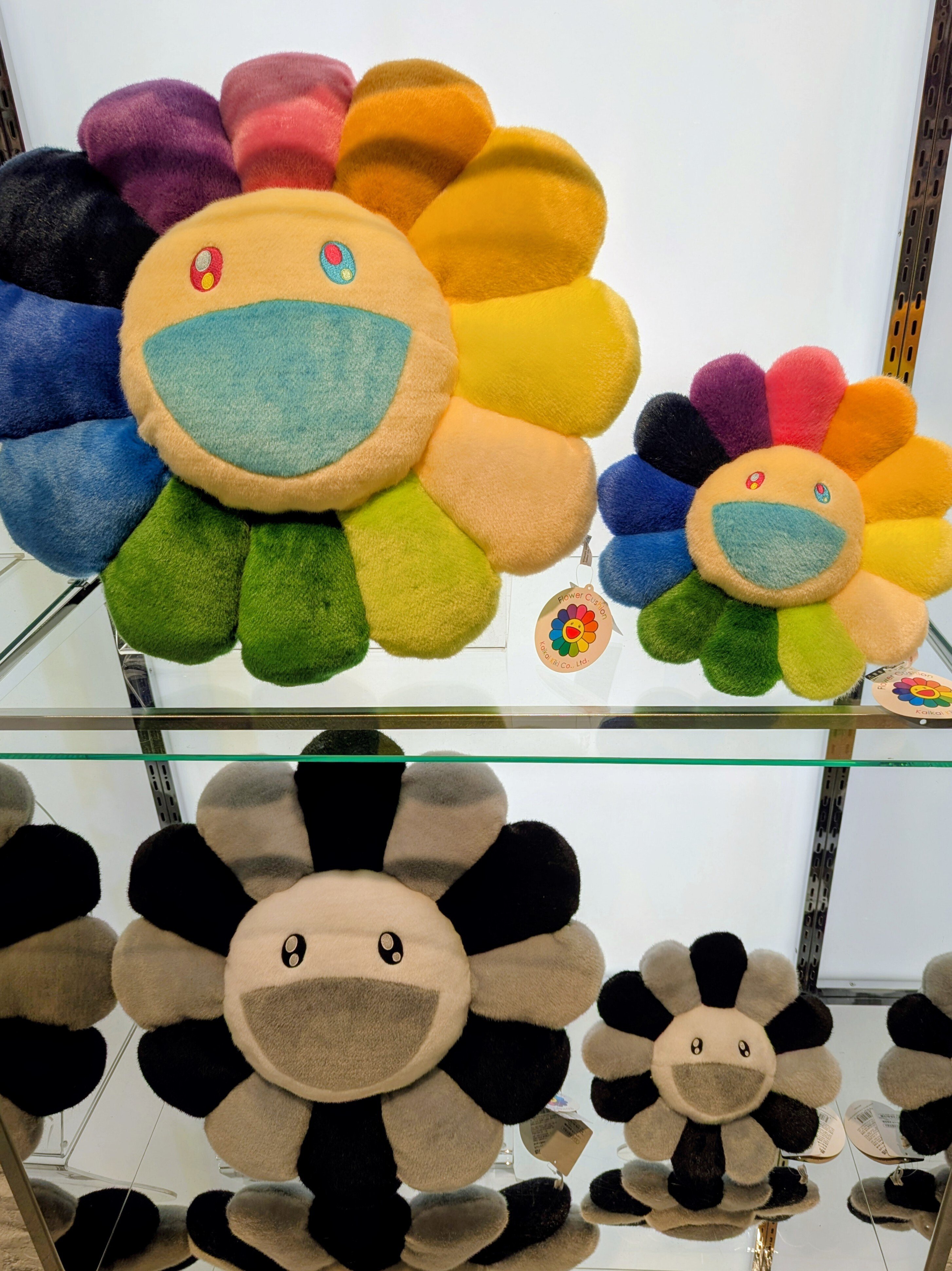 POPでCUTEでへんてこりんな、村上隆の世界へ。｜もっちりおいも