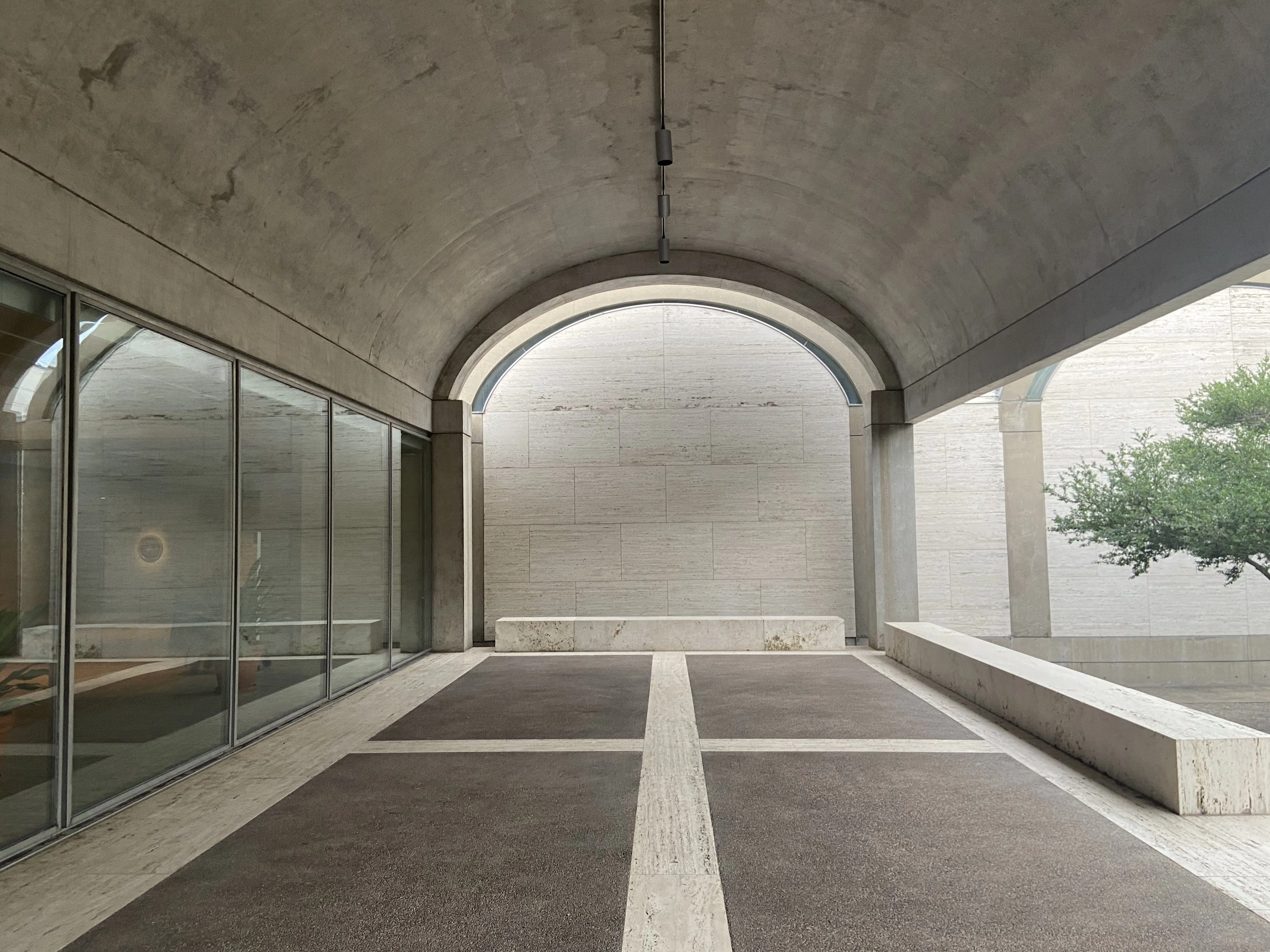 憧れの場所へ行ってきました【キンベル美術館】｜くろにい | 建築士