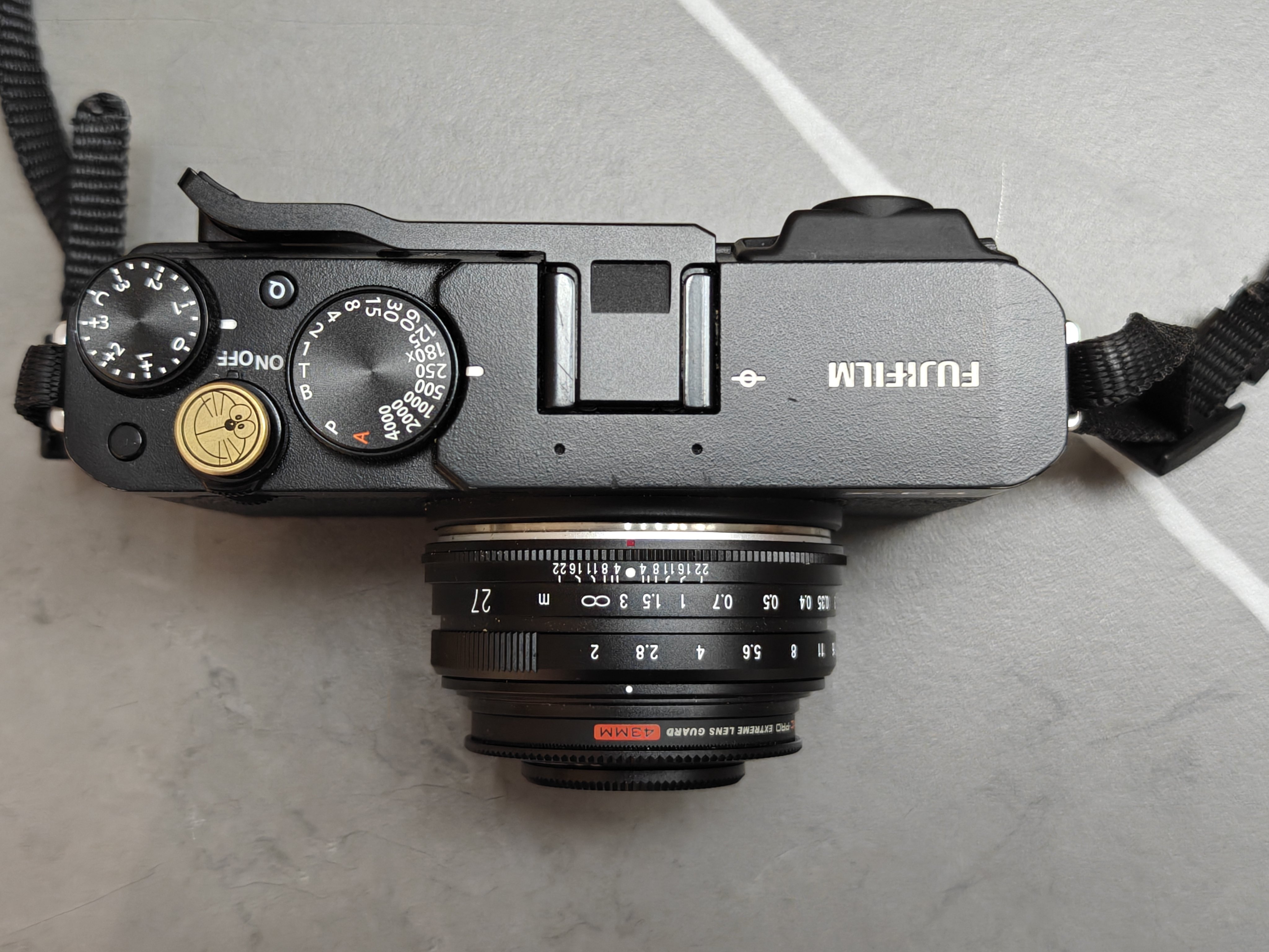 FUJIFILM X-E4 ttartisan 25mm f2付き 早く装着すればよかったTTArtisan 25mm f/2の純正レンズフード - 和田