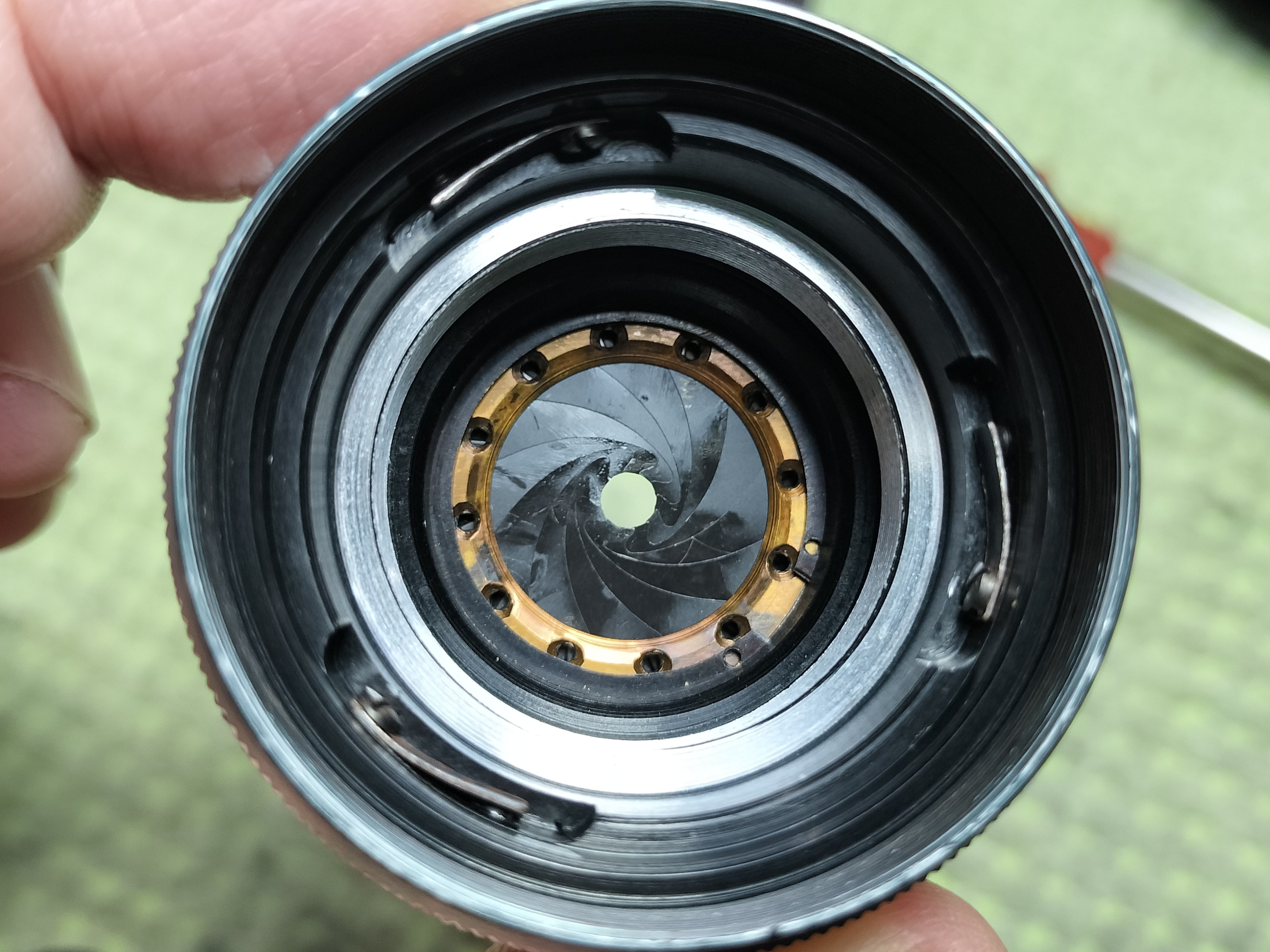 Pentax Takumar 58mm F/2.4 M37の分解｜フィルムカメラ修理のアクアカメラ