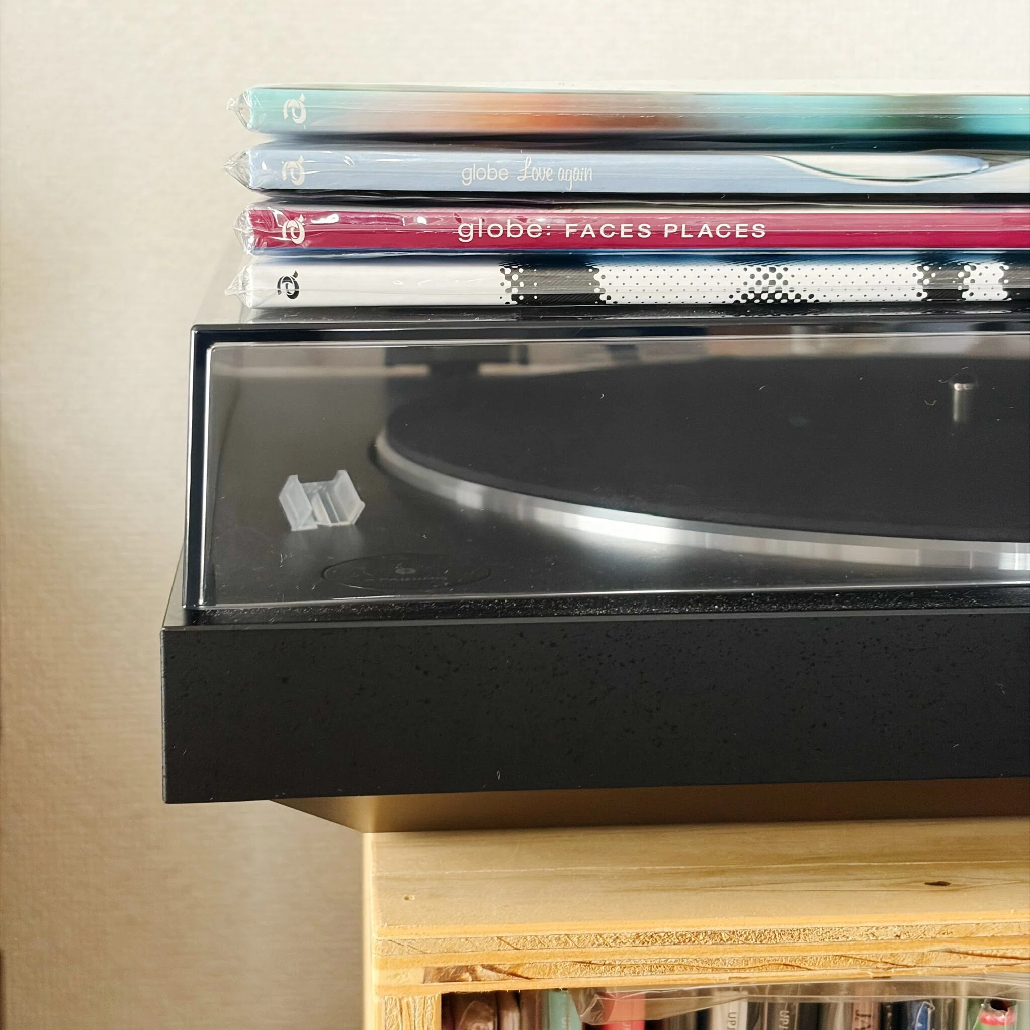 globe 初期4作品の2枚組LPアナログレコードが届いたので、開封してみた