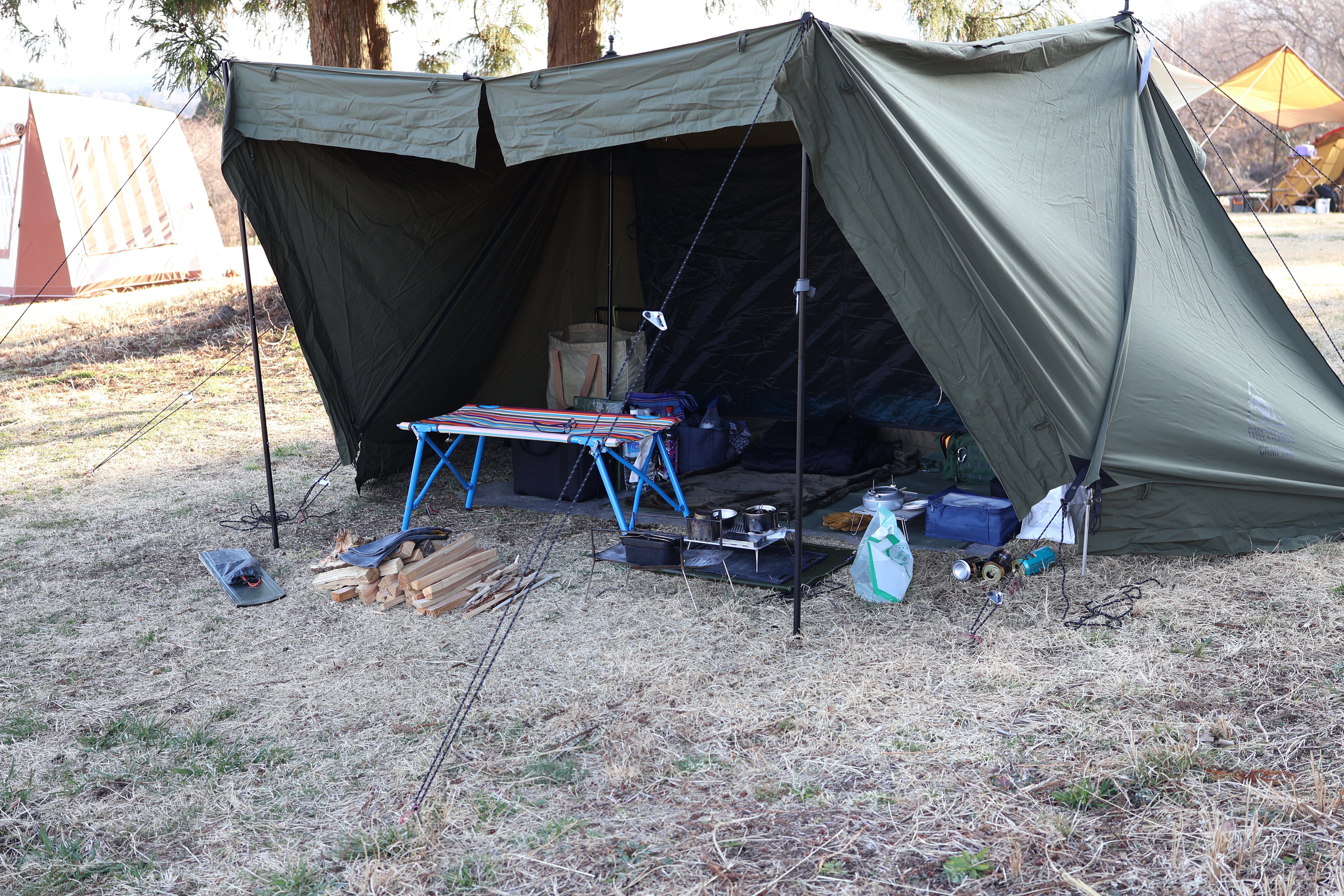 キャンプ道具 『33mm極太アルミポール』 ～あの強風に耐えられるか