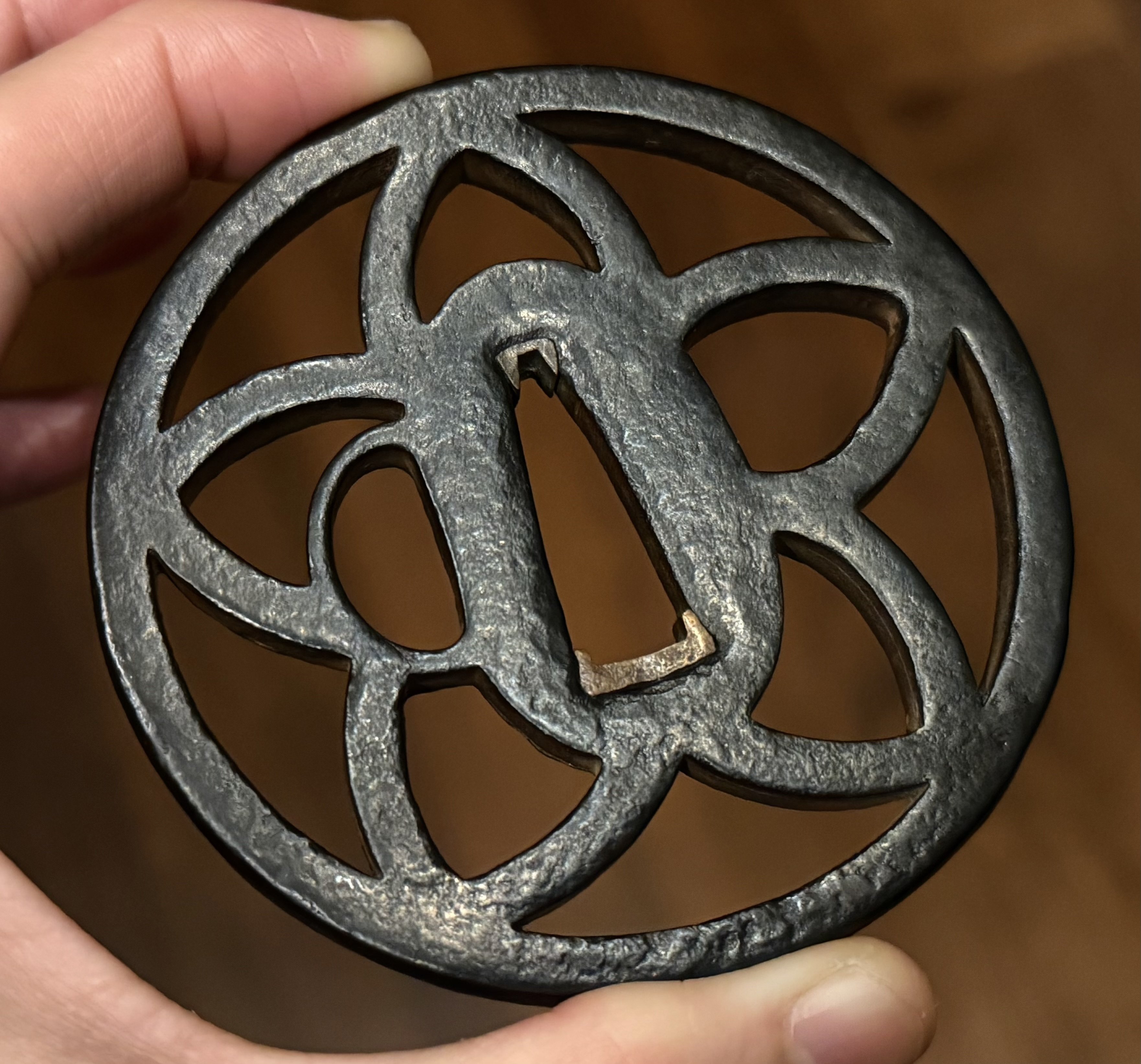 成木鐔㊱ 桔梗鐔｜刀箱師の日本刀ブログ 中村圭佑