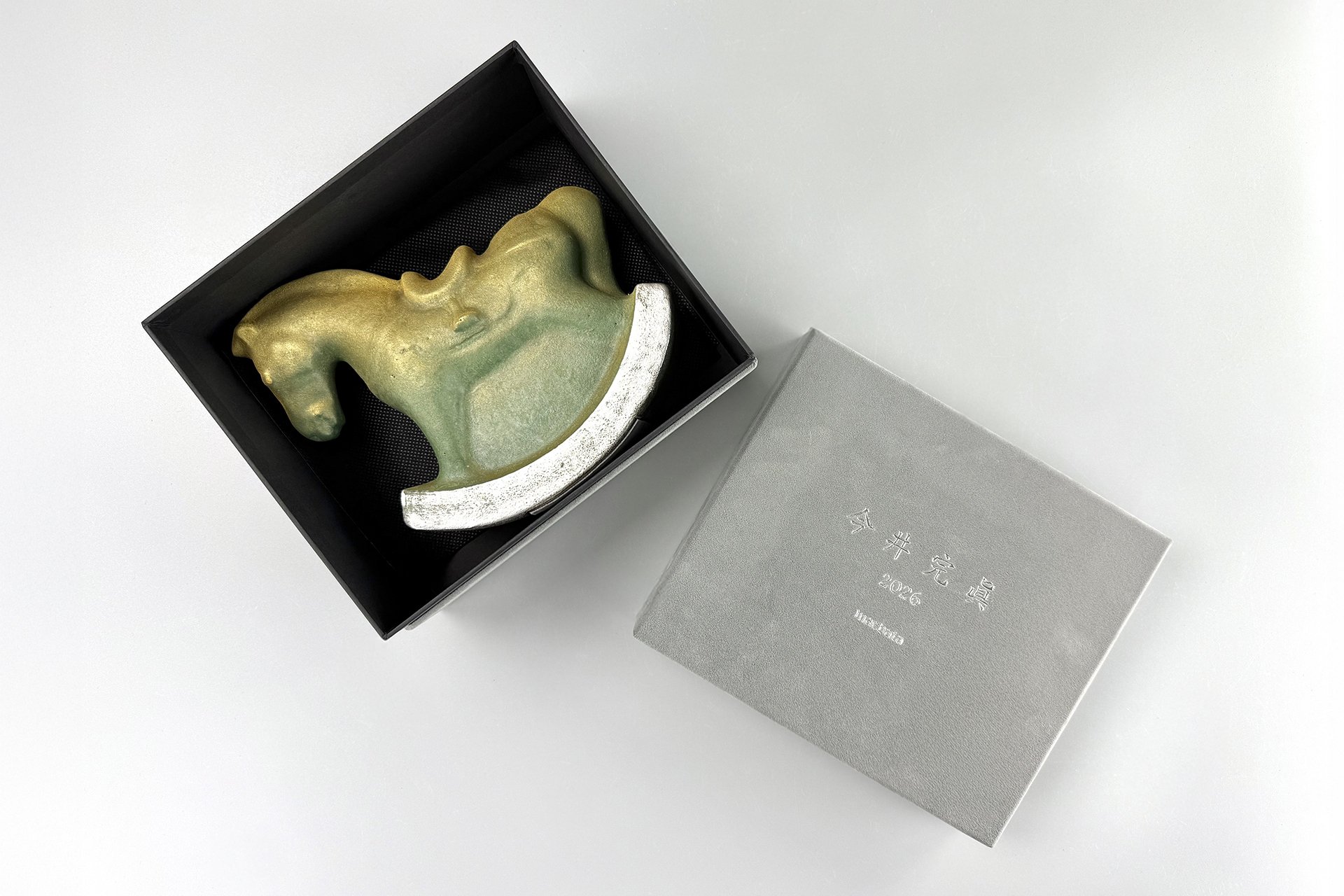 陶芸作家・今井完眞氏による2026年干支置物「丙午」の予約販売開始