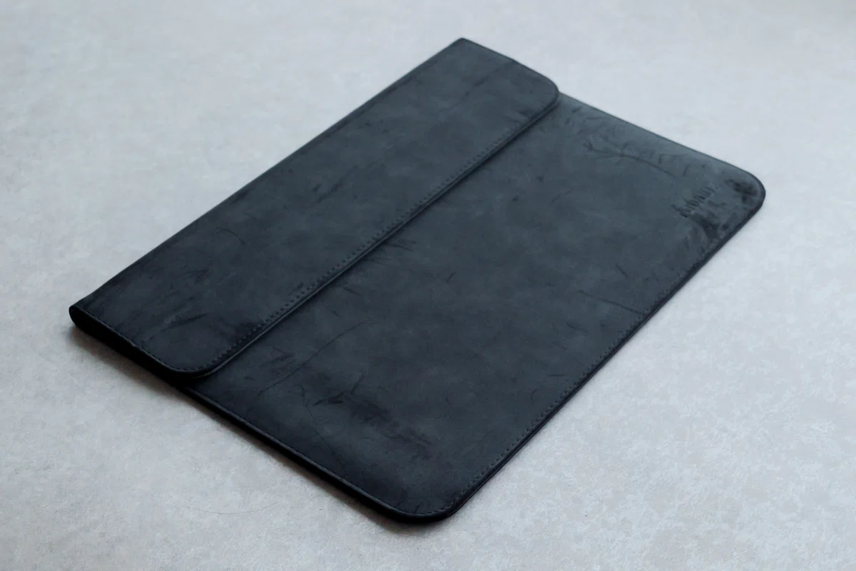 iPad Airで快適に手書きするために使っているTOWOOZのPC用スリーブケース