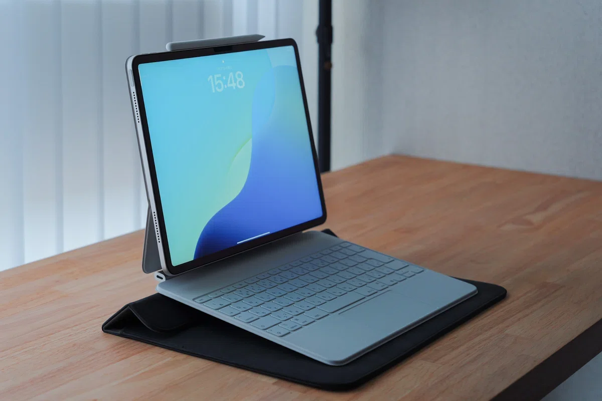 iPad Airで快適に手書きするために使っているTOWOOZのPC用スリーブケース